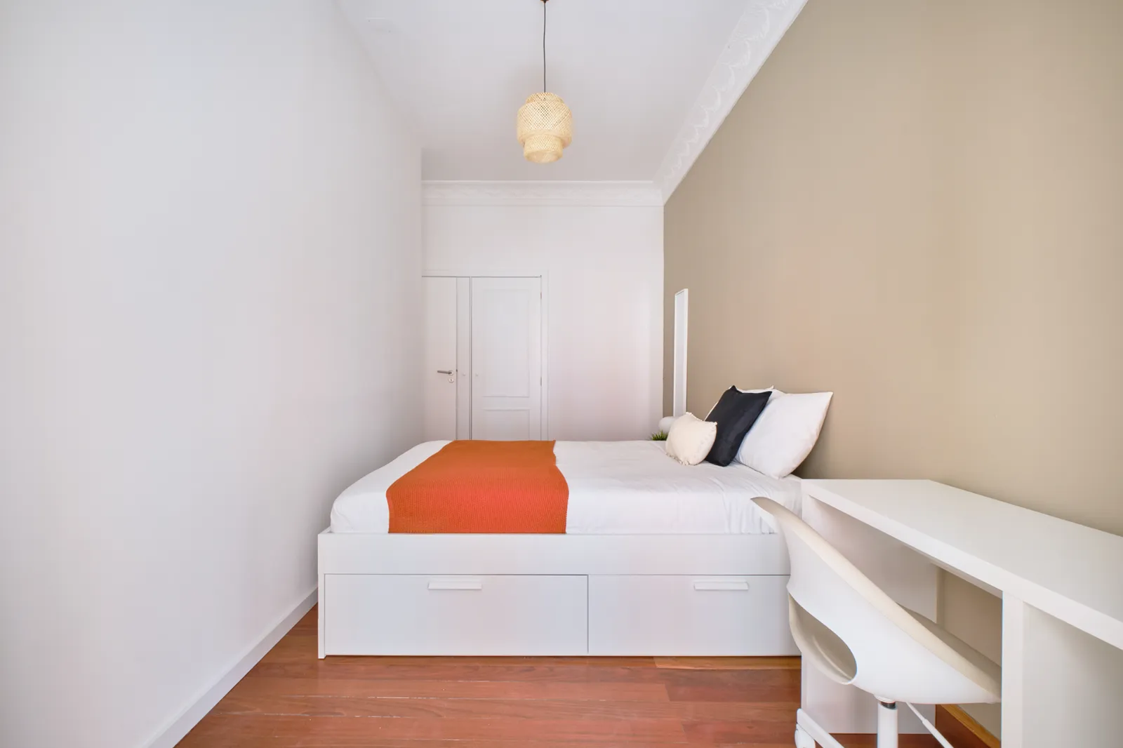 Room 1- Double Room em Rato, Lisbon – foto 2 de 18