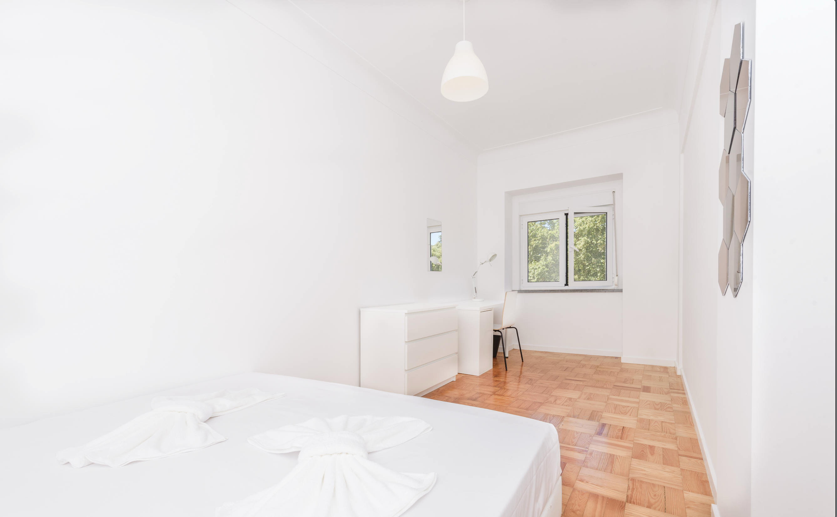 Room 2432 em Jardim Zoologico, lisboa – foto 4 de 20