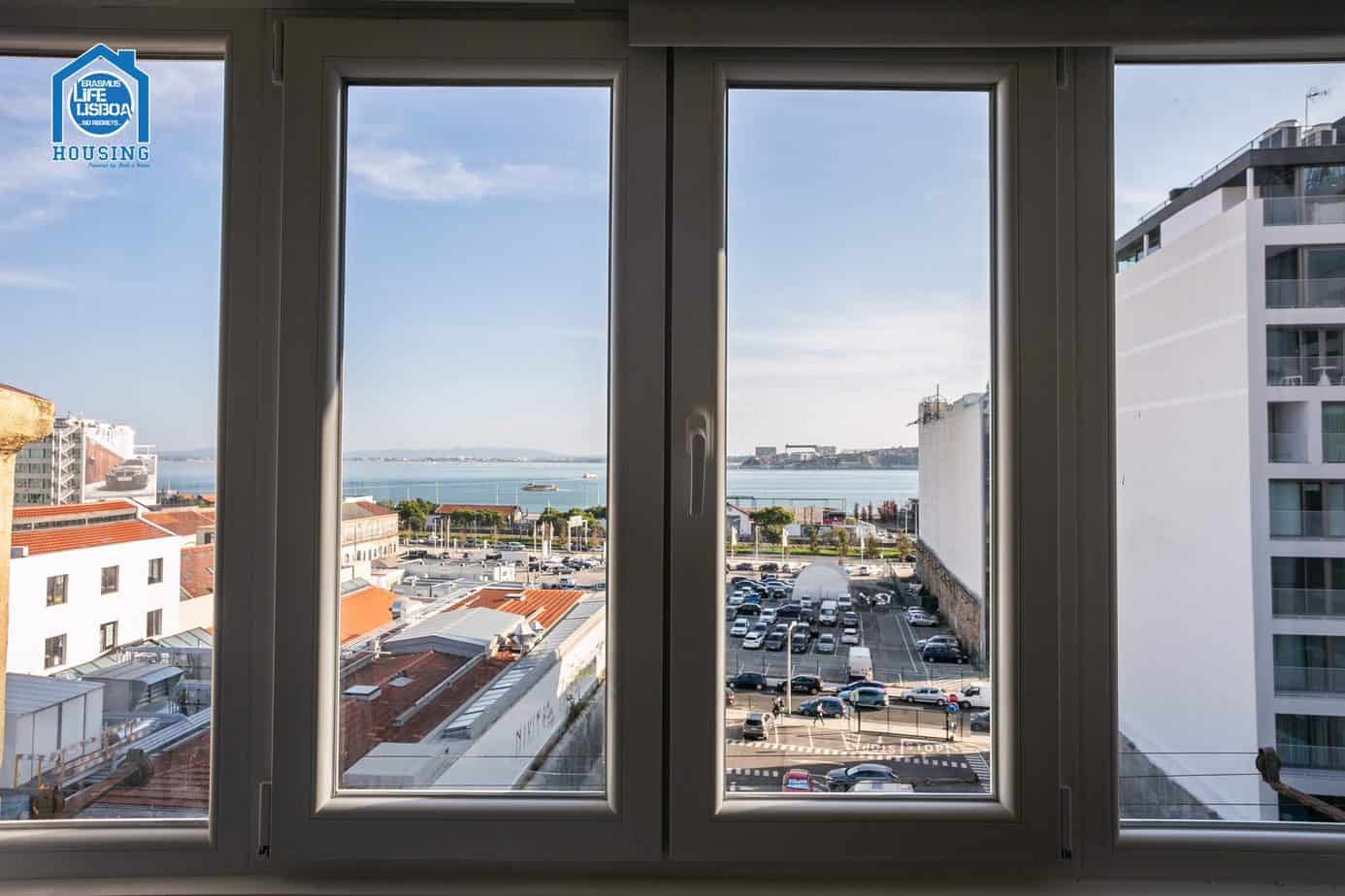 Comfortable Ocean View Room 7 in Santos-o-Velho in Santos-o-Velho, lisboa – photo 5 of 18