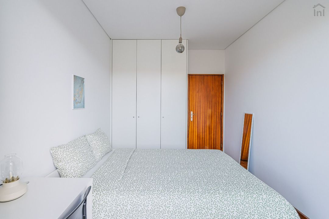 Room 4 in Bonfim, porto – photo 1 of 1