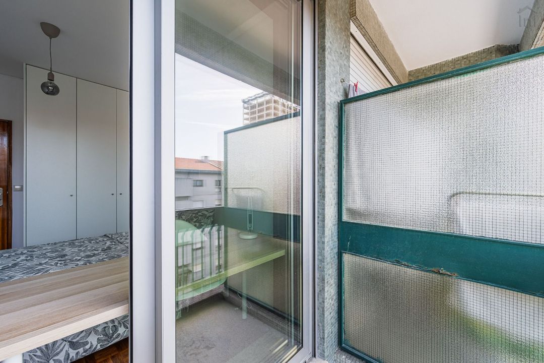 Room 5 in Bonfim, porto – photo 2 of 12