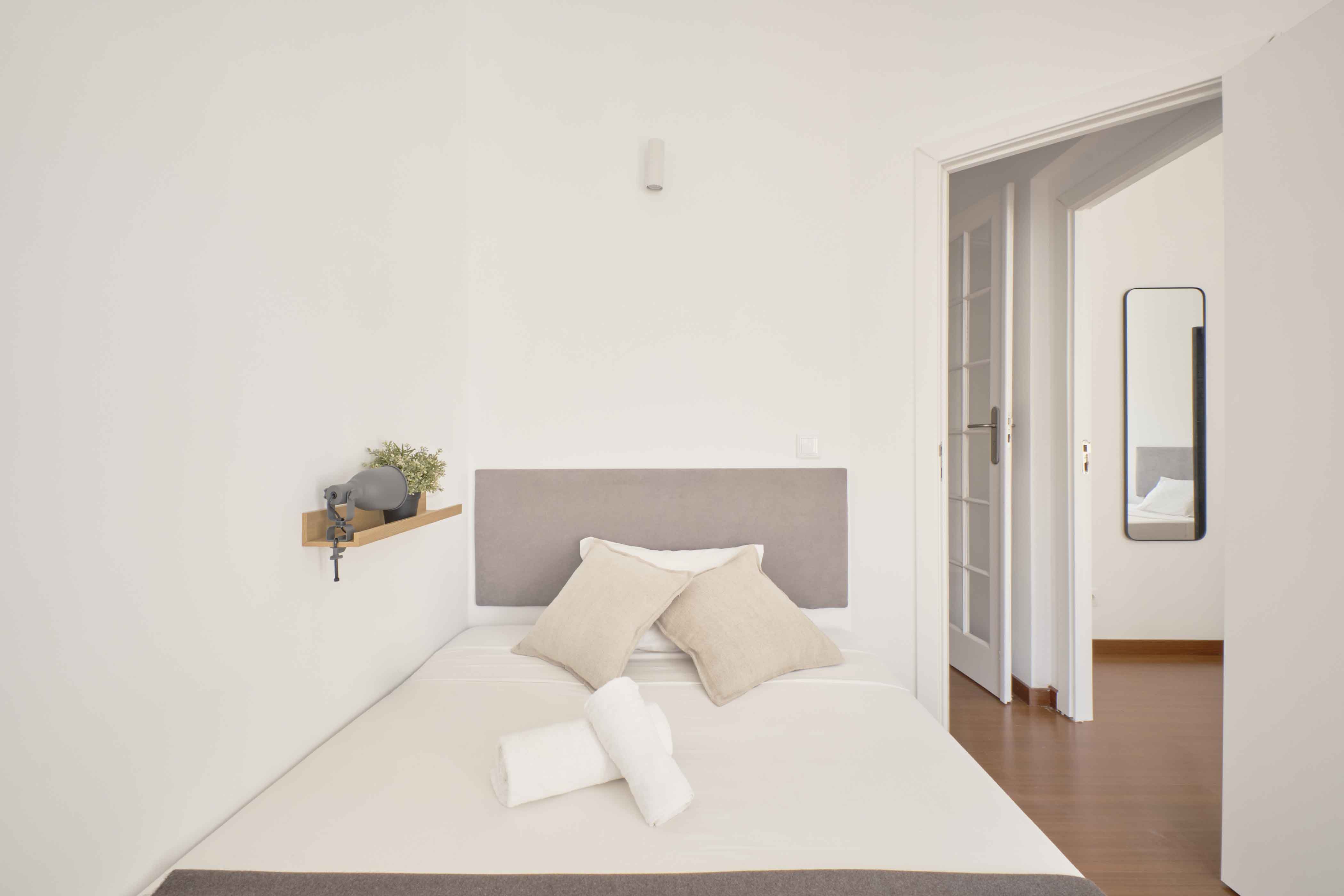 Quarto 3 em Saldanha, lisboa – foto 2 de 19