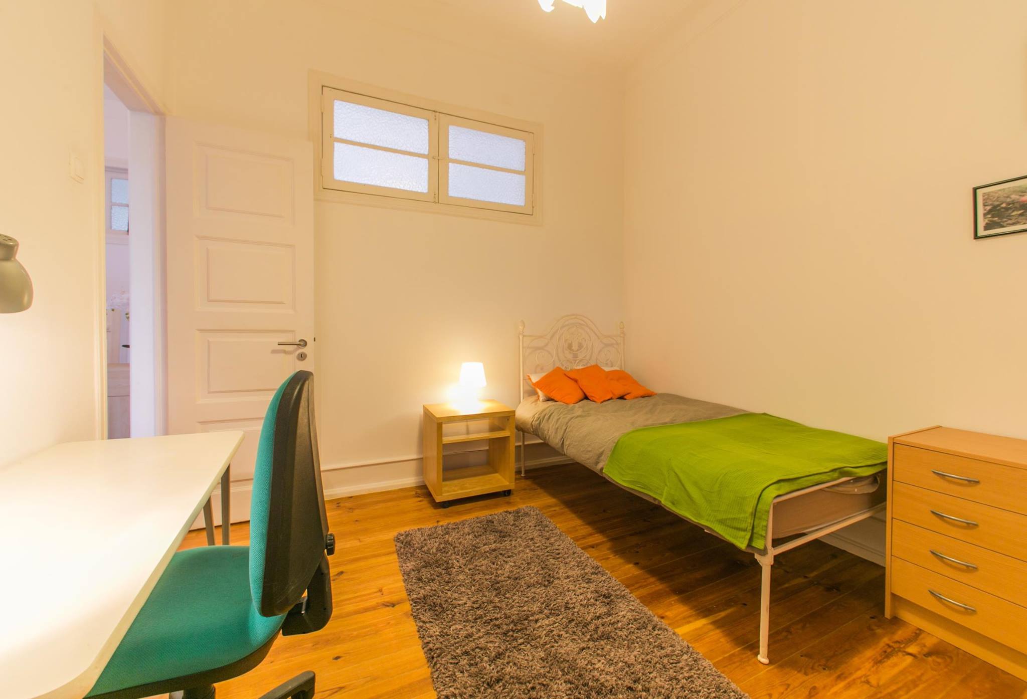 Fantastic Room 3 near Católica em São Domingos de Benfica, lisboa – foto 4 de 11