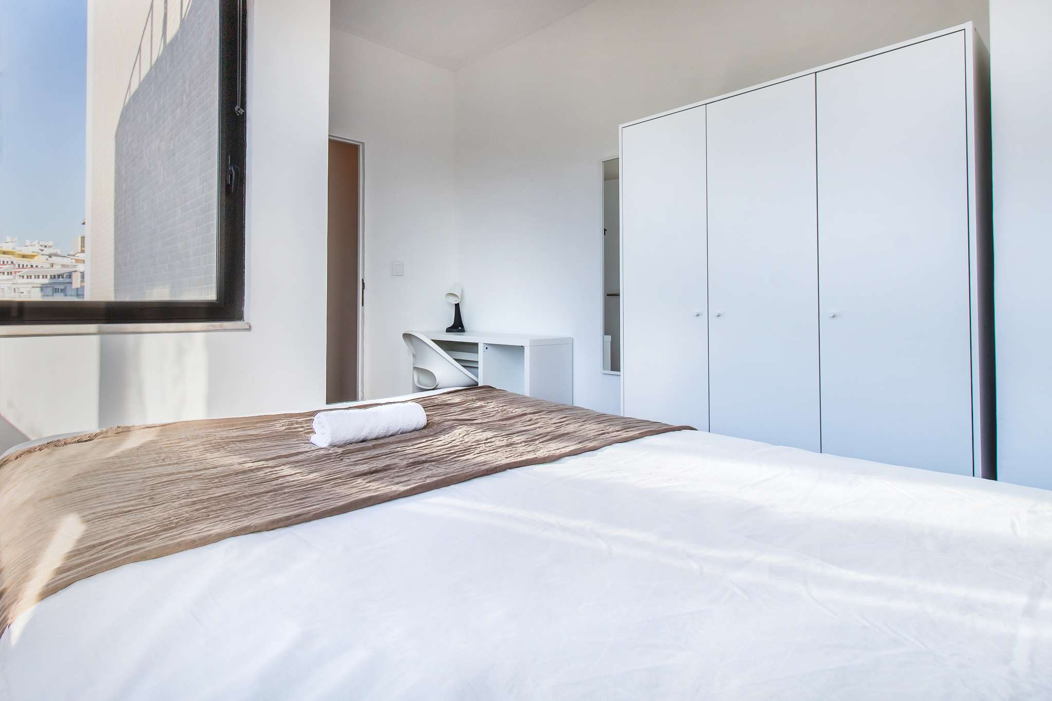 Furnished Room 2 with Double Bed & Light em São Domingos de Benfica, lisboa – foto 3 de 13
