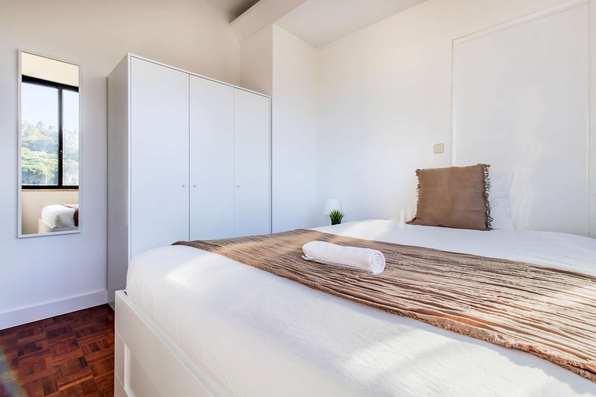 Furnished Room 2 with Double Bed & Light em São Domingos de Benfica, lisboa – foto 2 de 13
