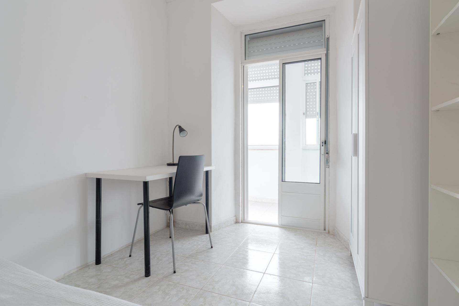 Cozy Double Haven (8) with Balcony View em Penha de França, lisboa – foto 3 de 15