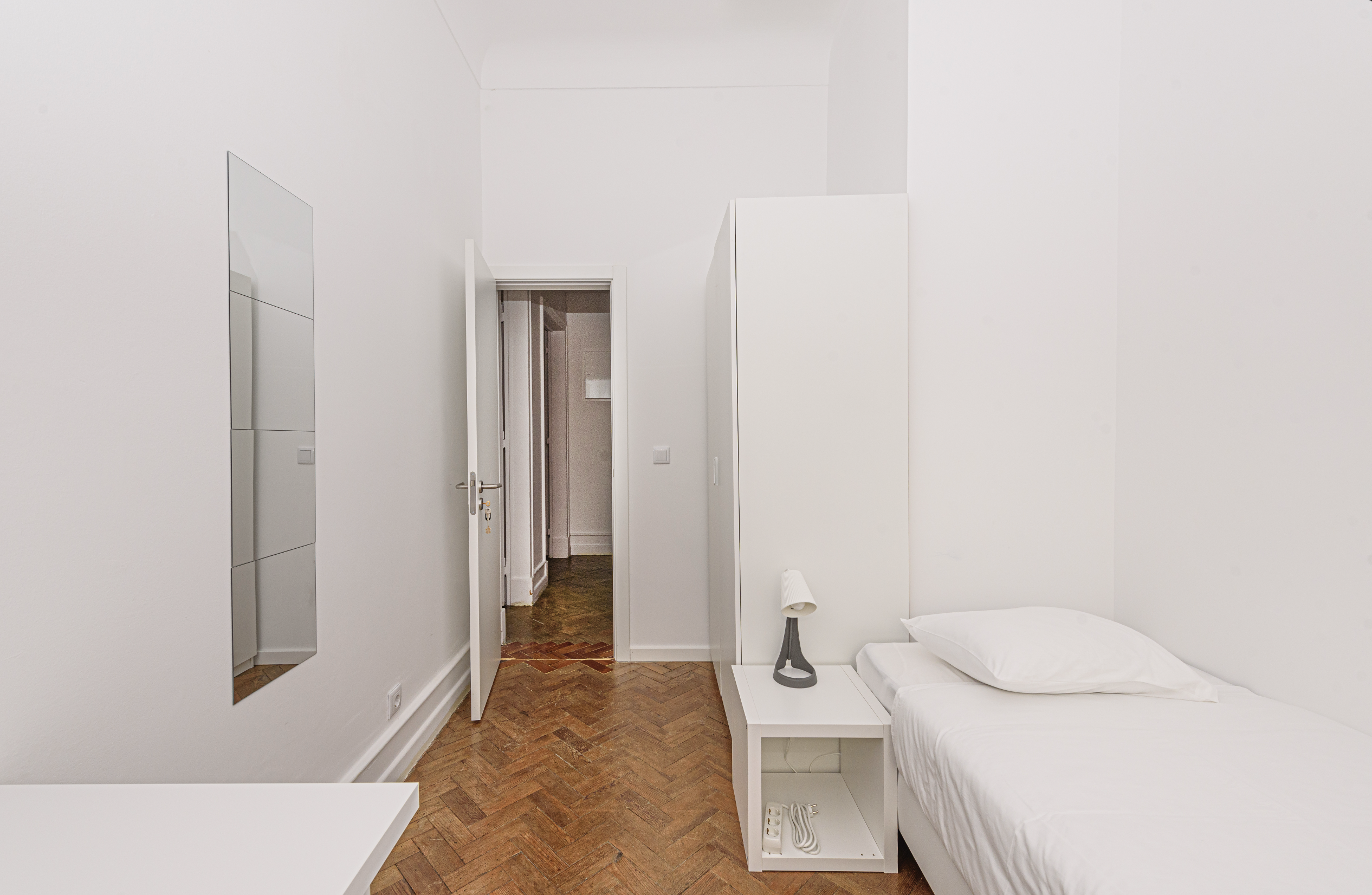2901 in lisboa – photo 1 of 5