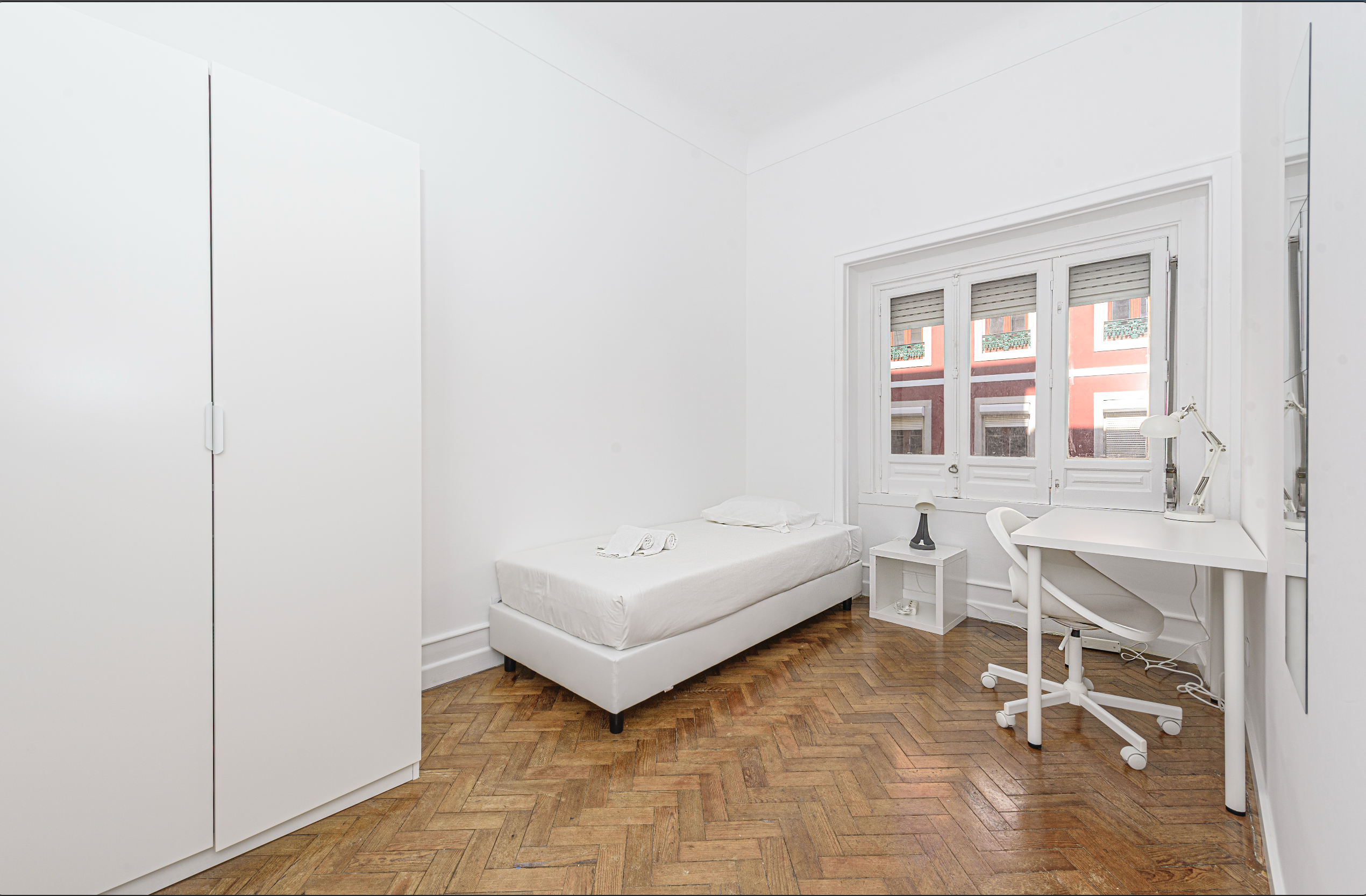 2916 em Santos-o-Velho, lisboa – foto 2 de 18