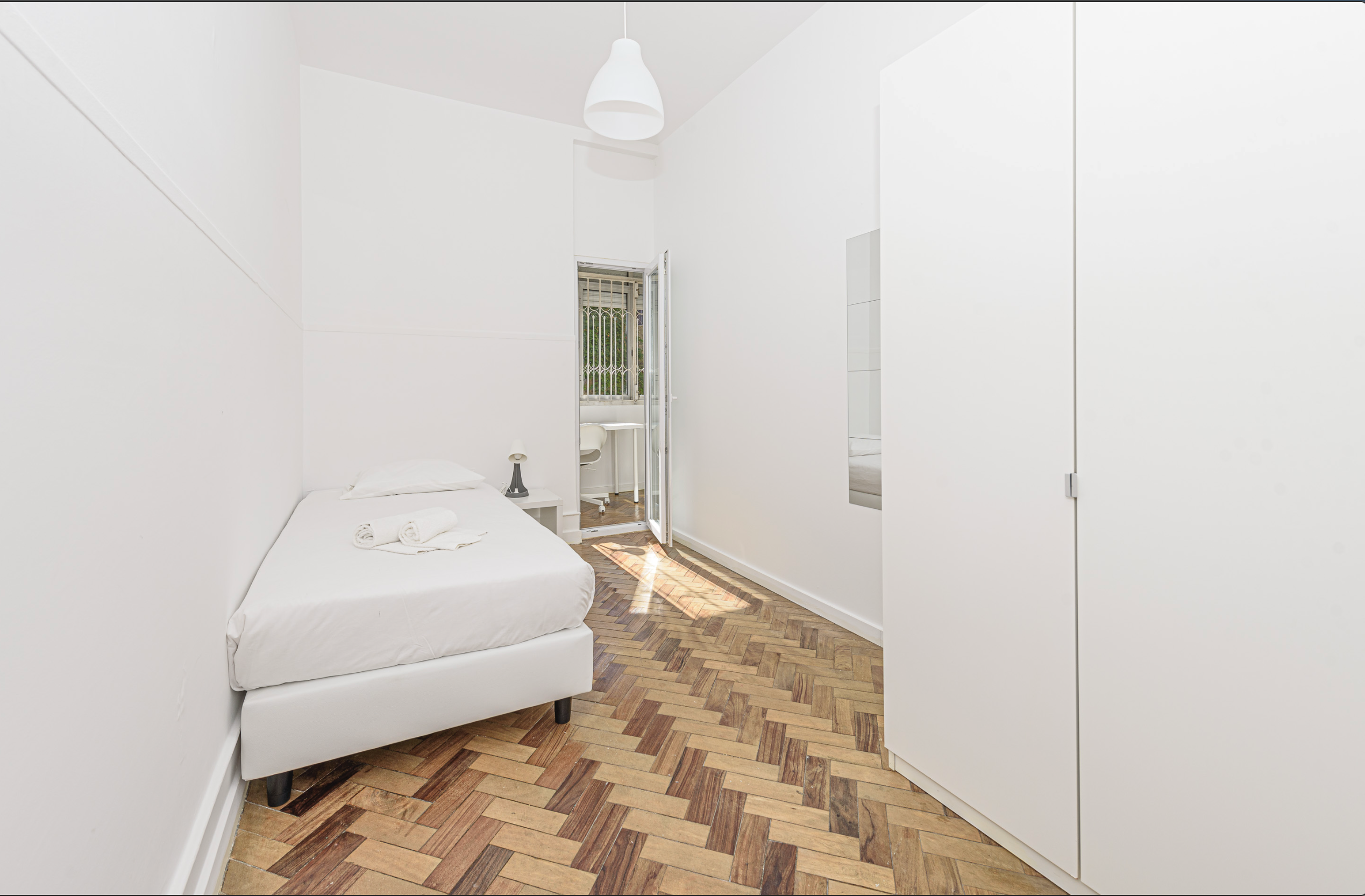 2906 em Santos-o-Velho, lisboa – foto 2 de 19