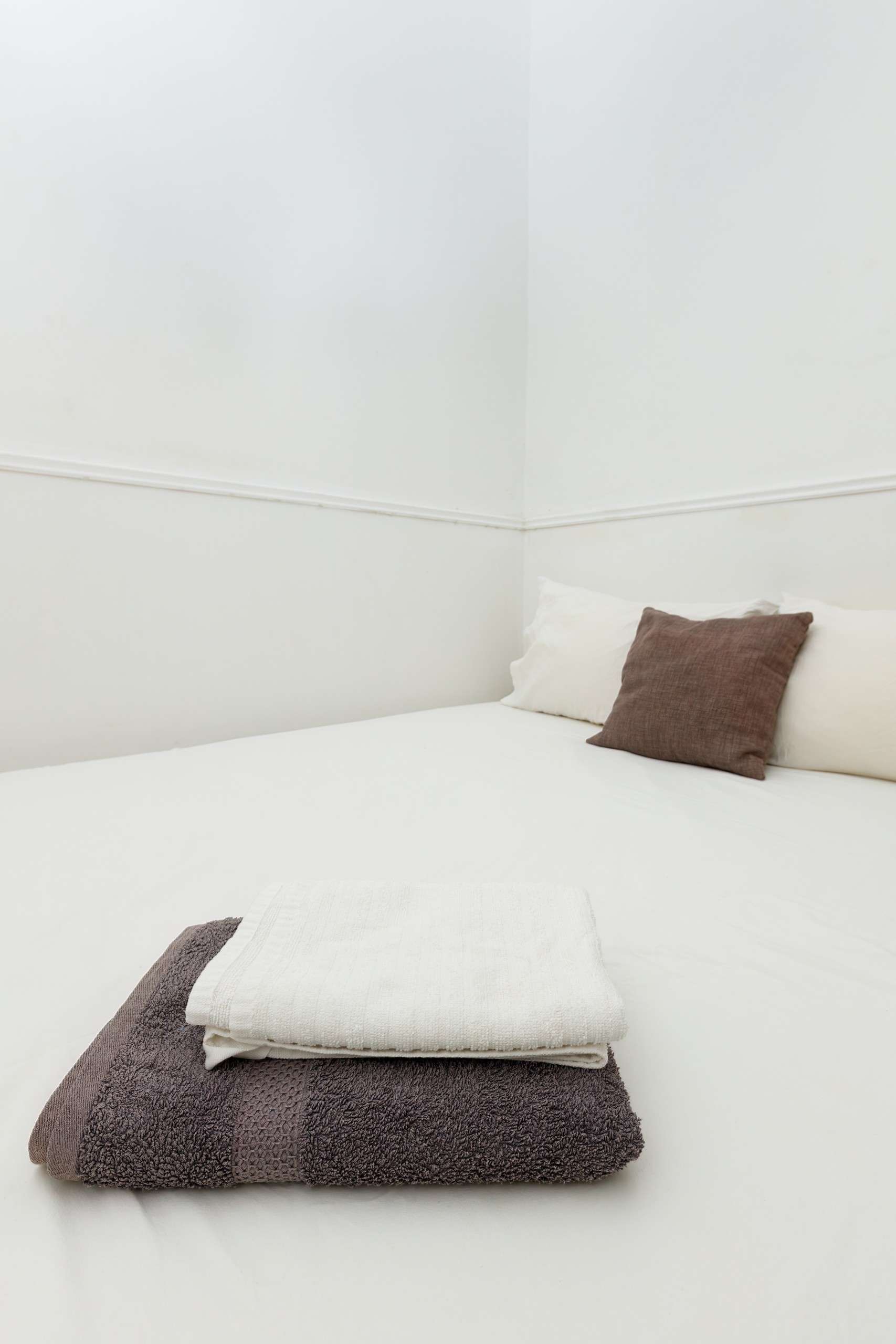 Room 4 in Wayne’s Flat in Penha de França, lisboa – photo 1 of 1