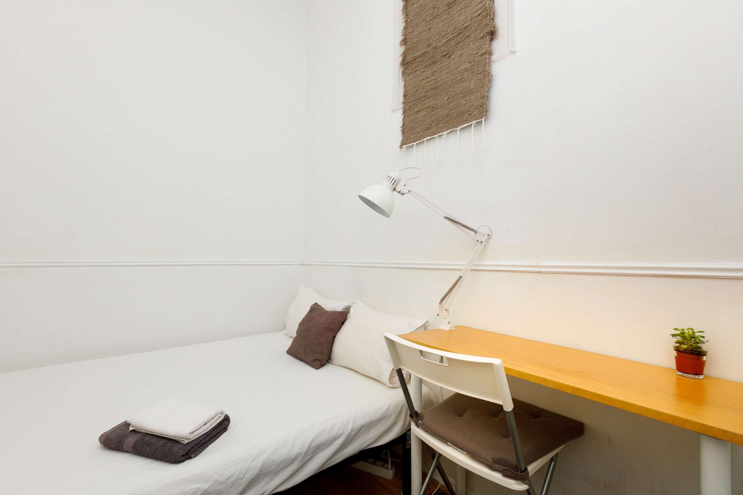 Room 4 in Wayne’s Flat em Penha de França, lisboa – foto 2 de 22