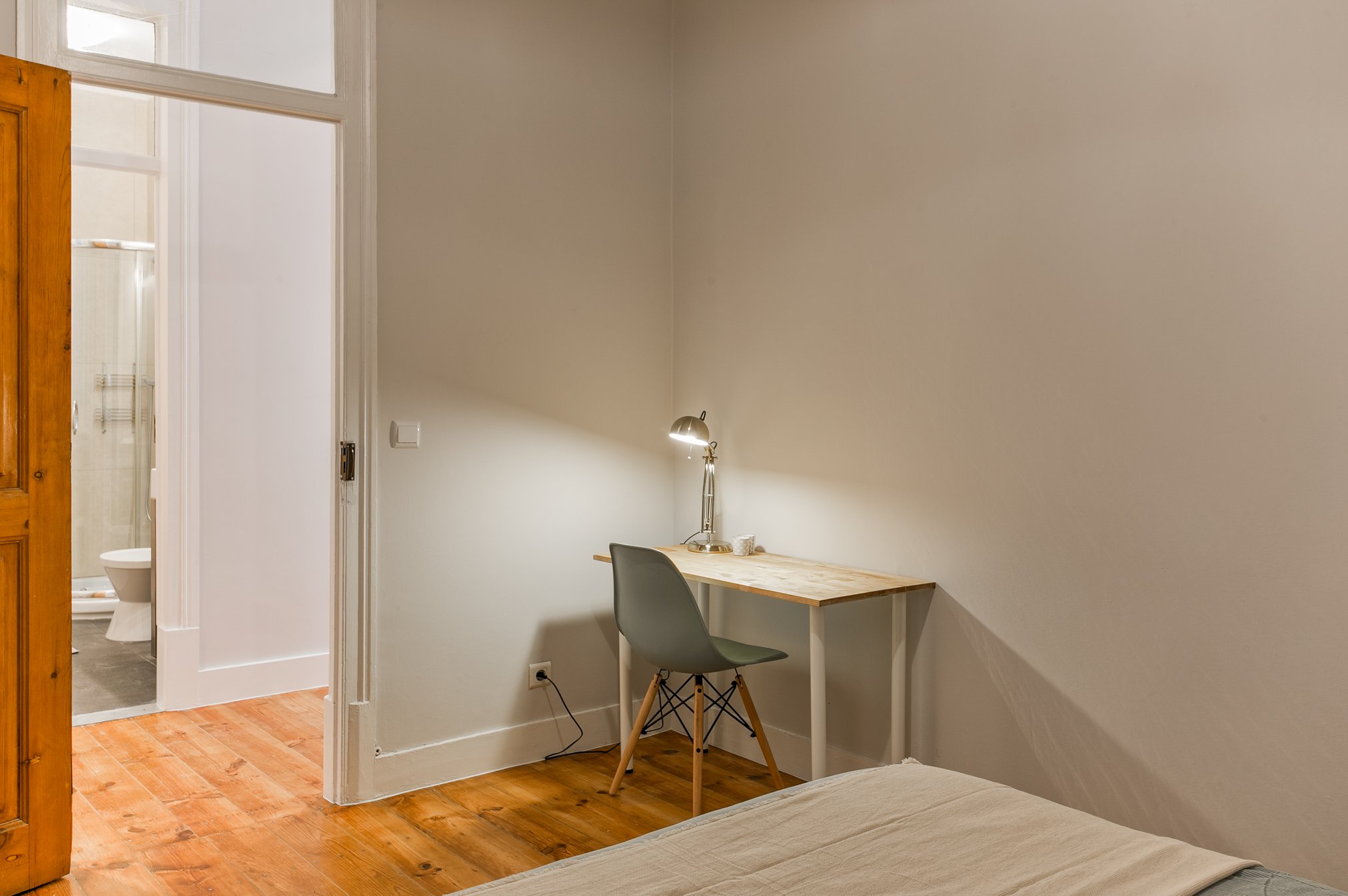 Quiet and Spacious Room 6 – Perfect for Study in Pena em Pena, lisboa – foto 3 de 20