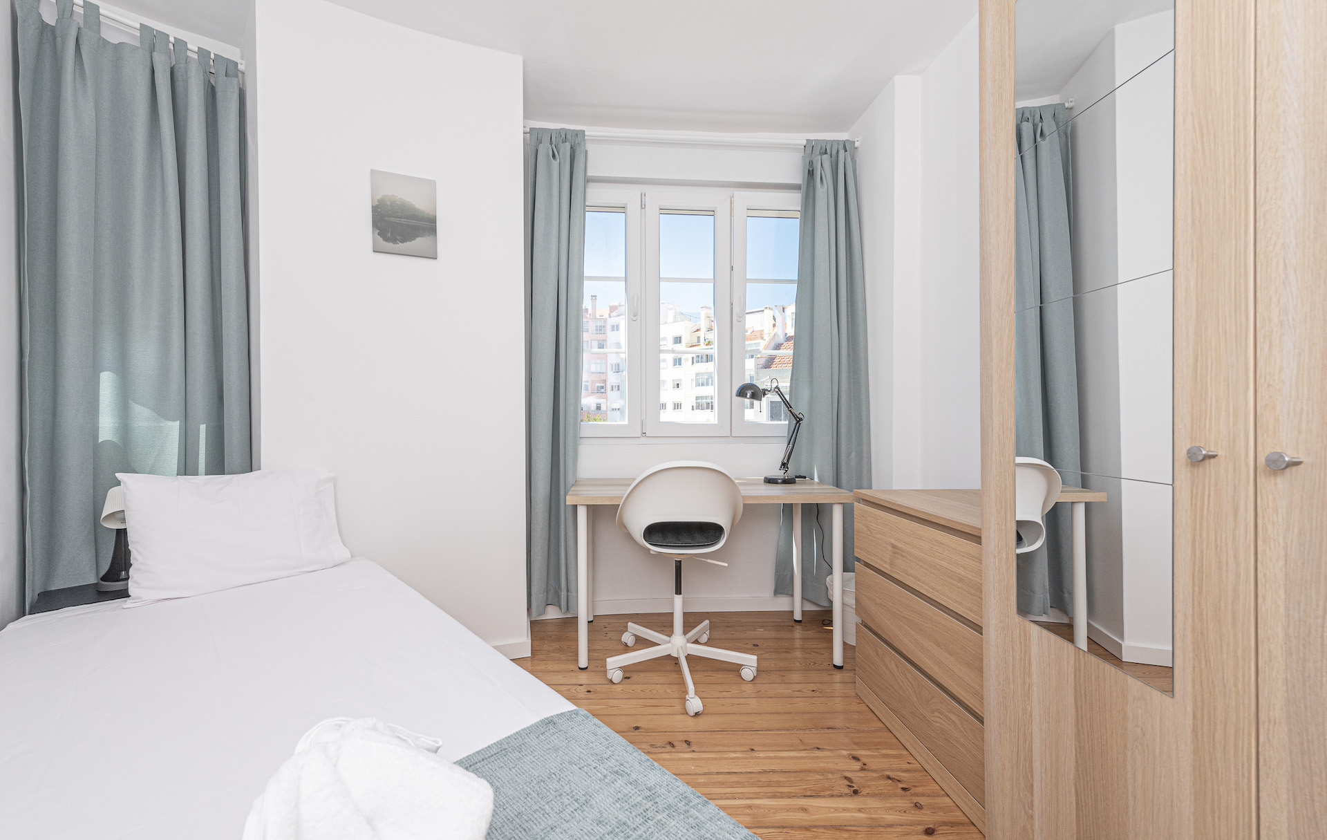 14001 em Alcântara, lisboa – foto 2 de 16