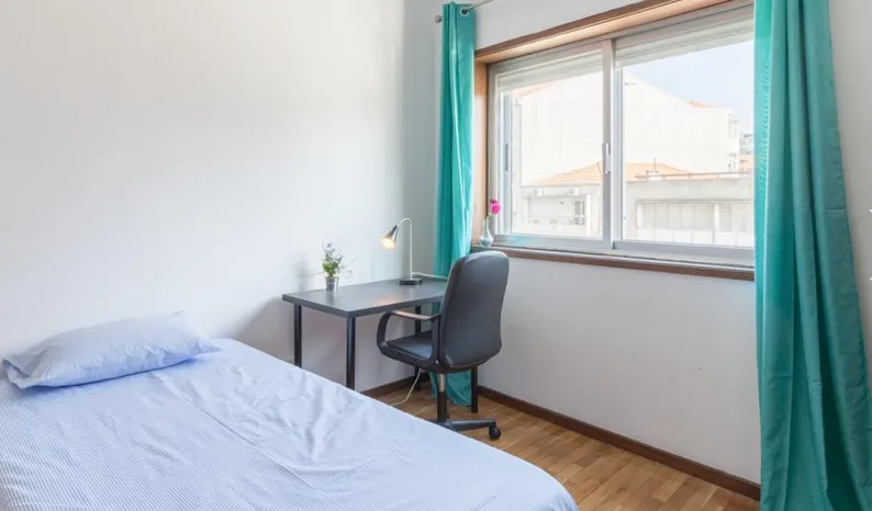 Room 1 em Paranhos, porto – foto 1 de 1