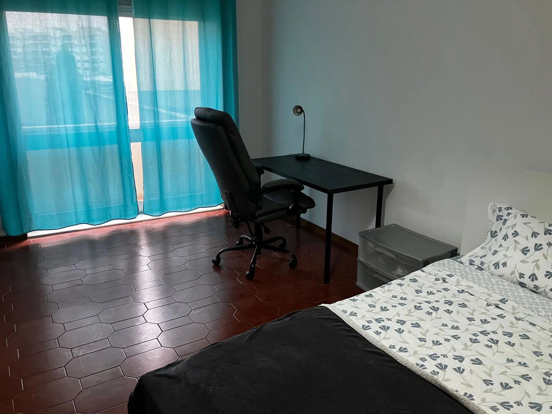 Excellent room 3 located in Porto in Paranhos, porto – photo 4 of 20