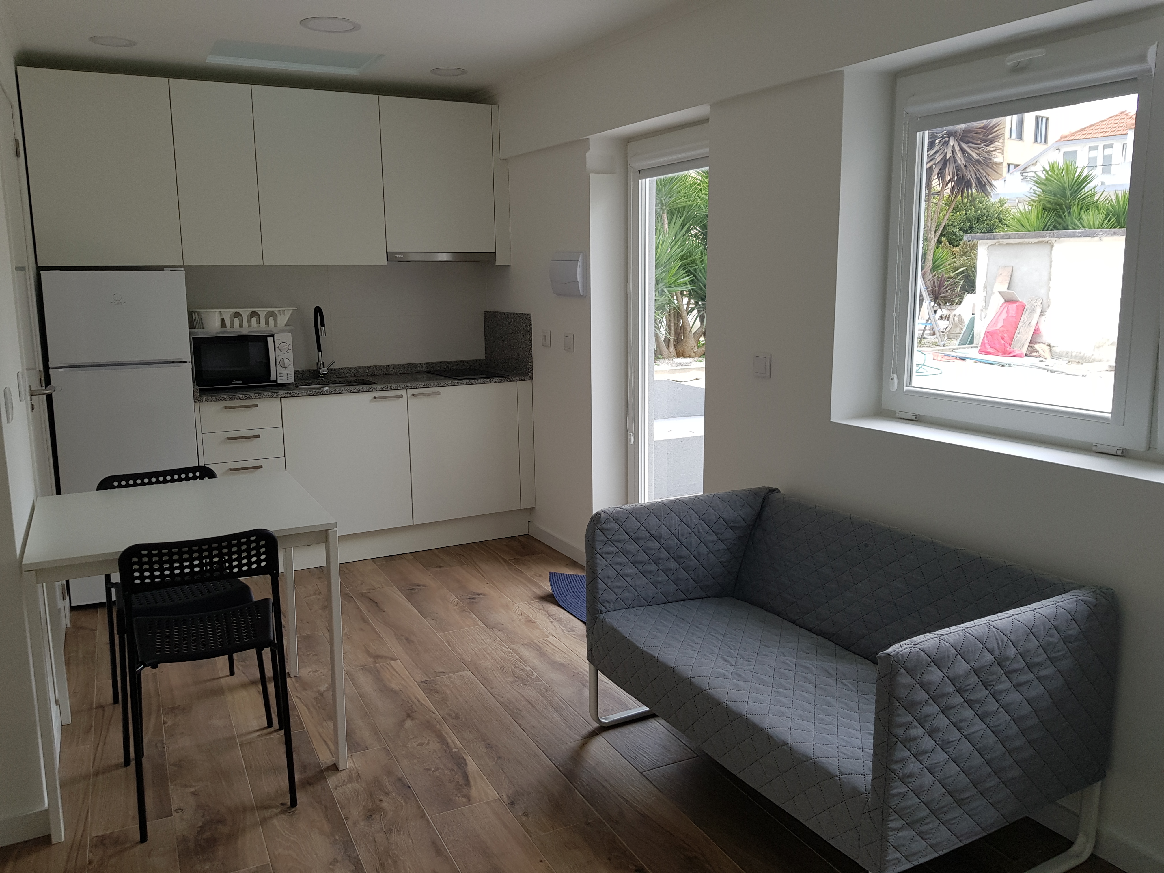 O401 - Modern Superior Studio with Terrace in porto – photo 1 of 20