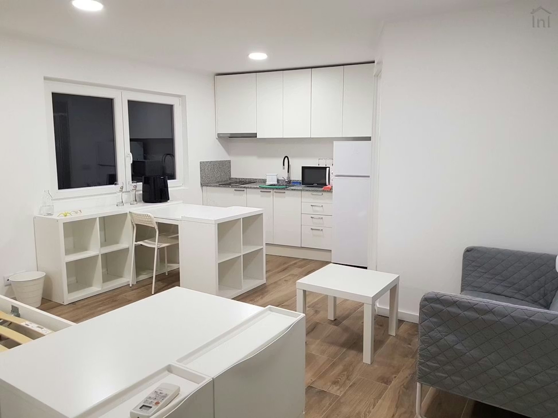 O408 - Spacious Superior Studio with Terrace in Rio Tinto, porto – photo 3 of 24