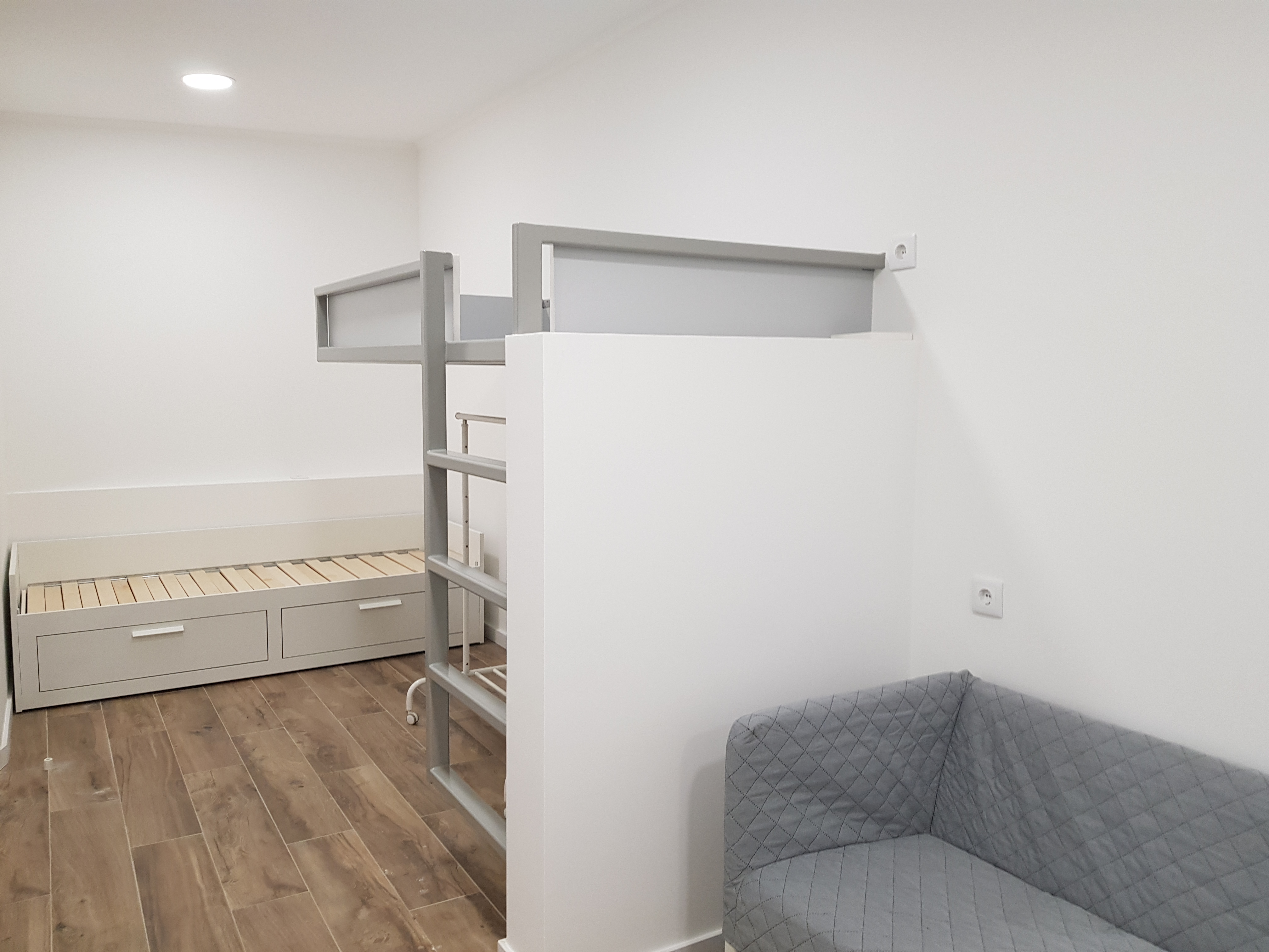 O407 - Spacious Superior Studio in Rio Tinto, porto – photo 5 of 35