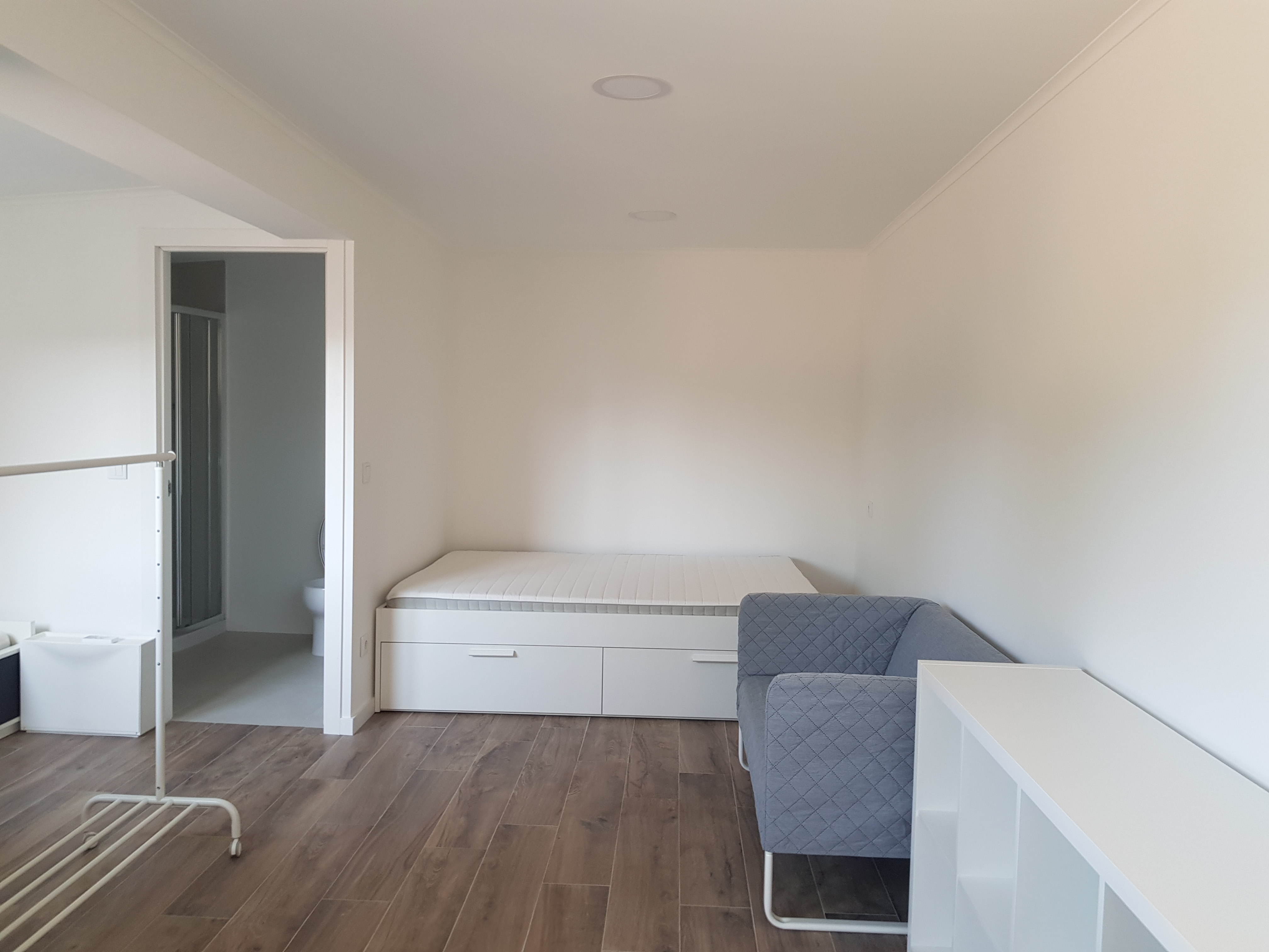 O402 - Spacious Superior Studio with Terrace in porto – photo 1 of 8