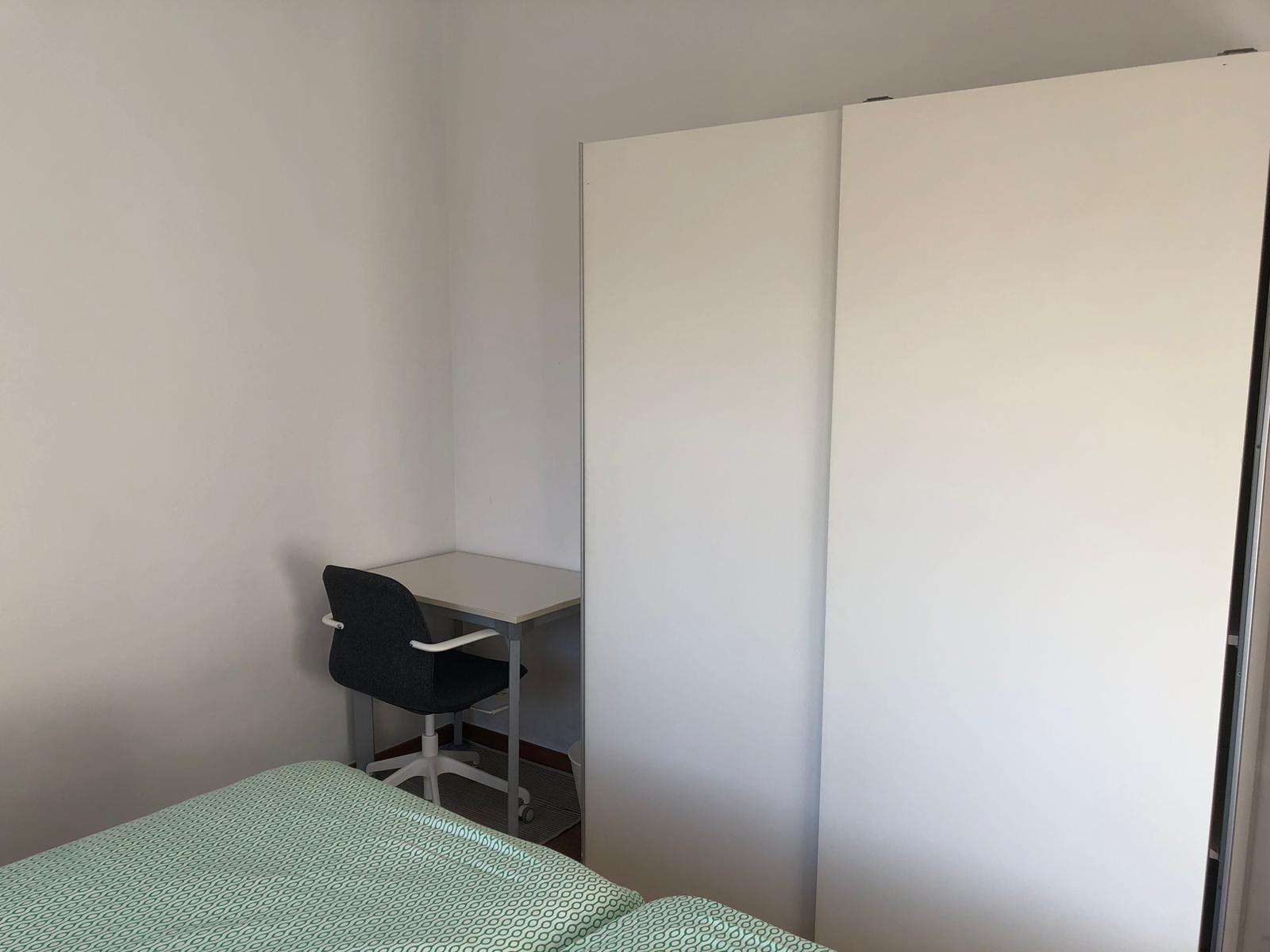 Room 1 in Casa Milucha with A/C em Arroios, lisboa – foto 2 de 24