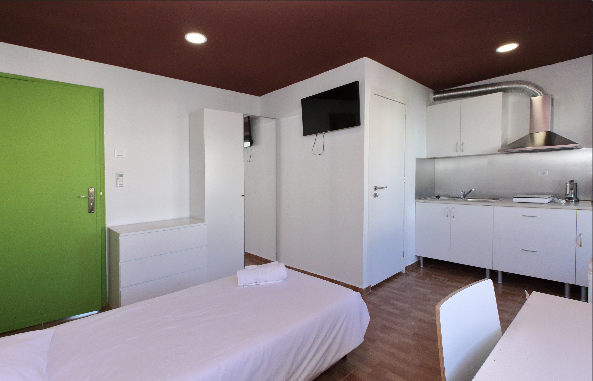 Studio Bedroom 6902 em Santo Antonio, lisboa – foto 4 de 20