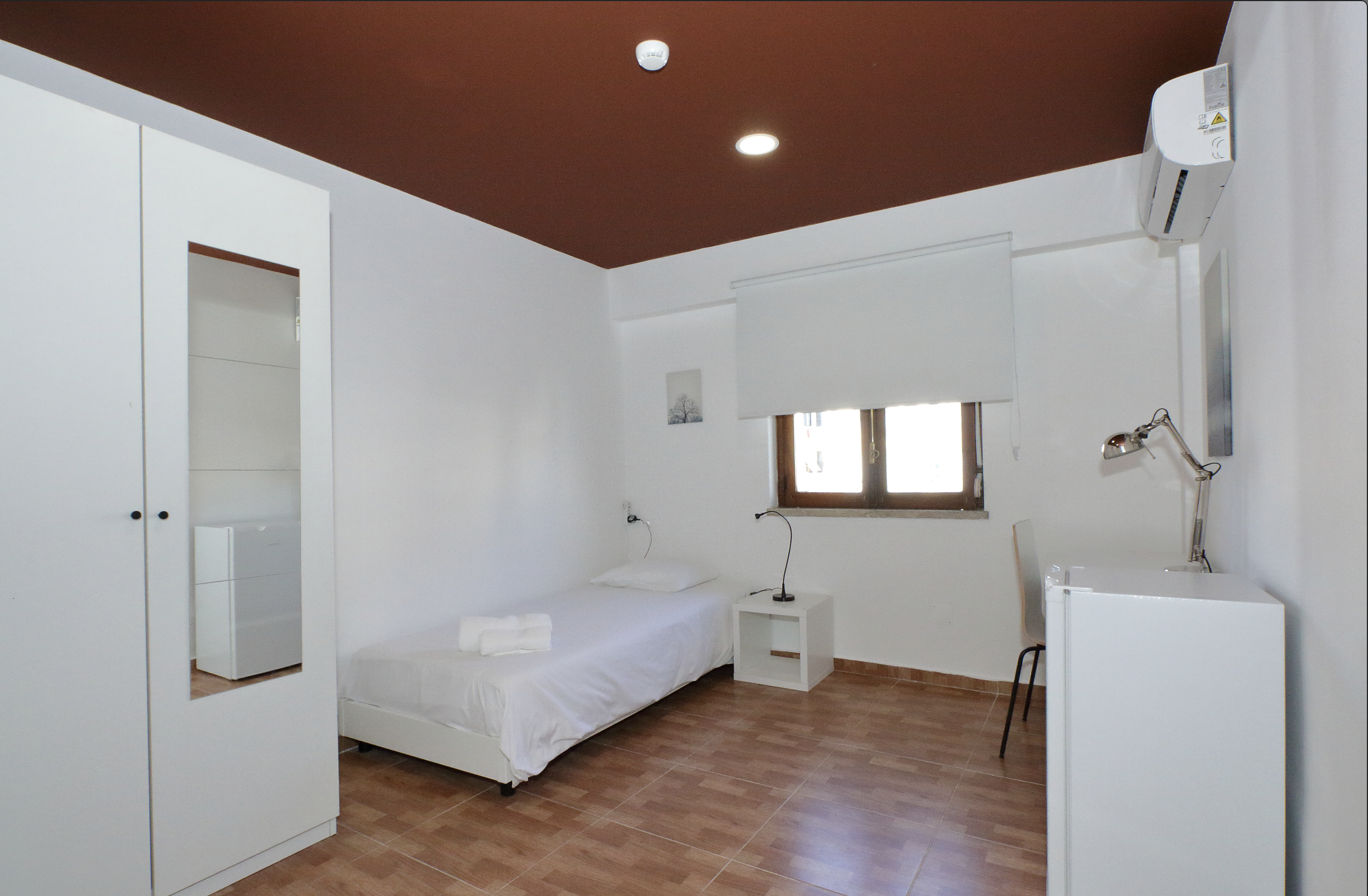 Room 6903 em lisboa – foto 1 de 3