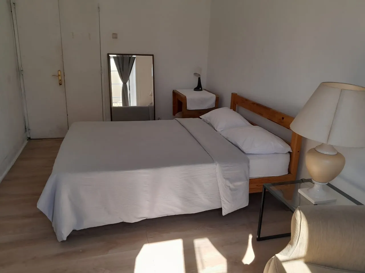 Quarto 2 in Santa Maria Maior, lisboa – photo 2 of 14