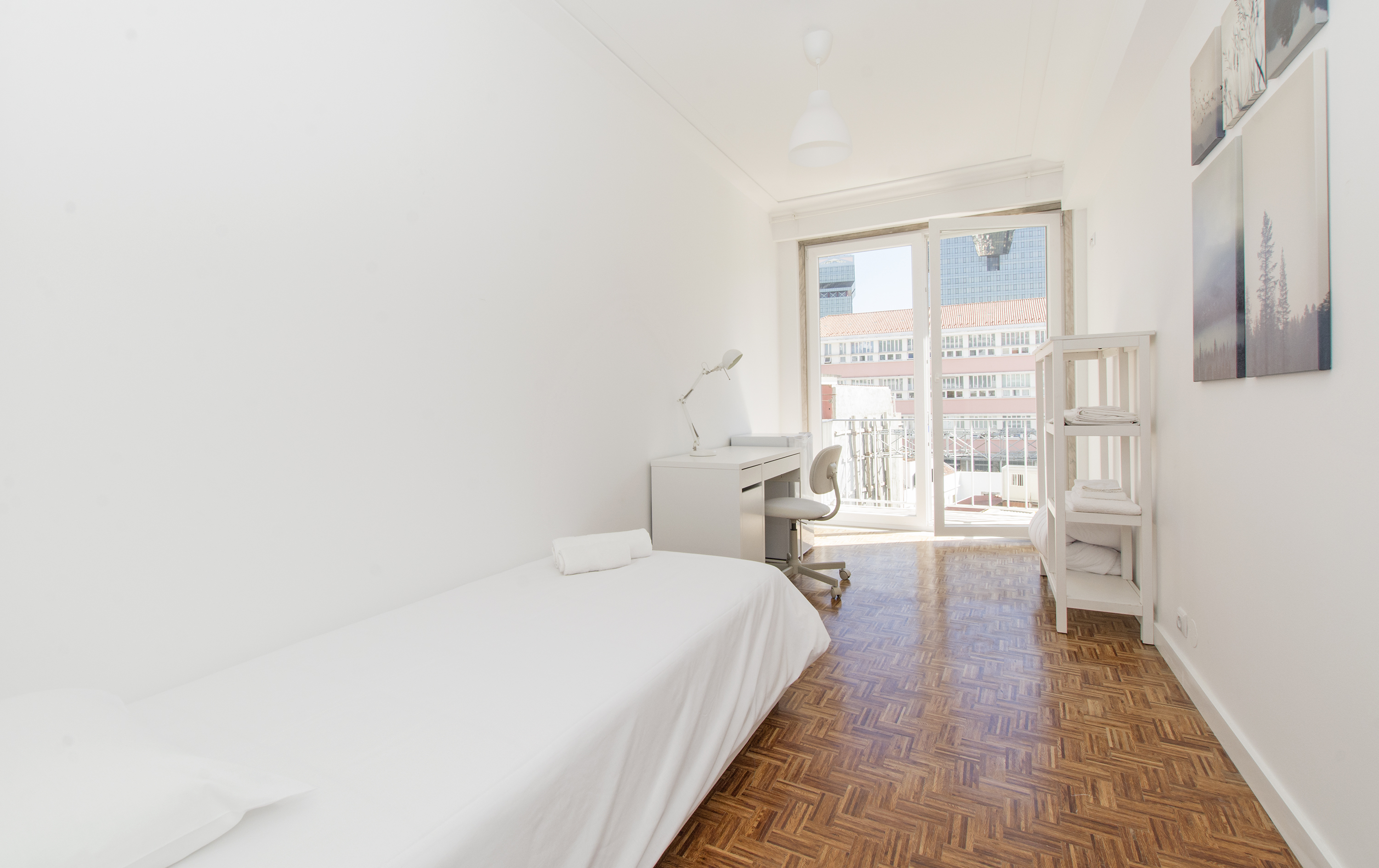 Room 9502 in lisboa – photo 1 of 5