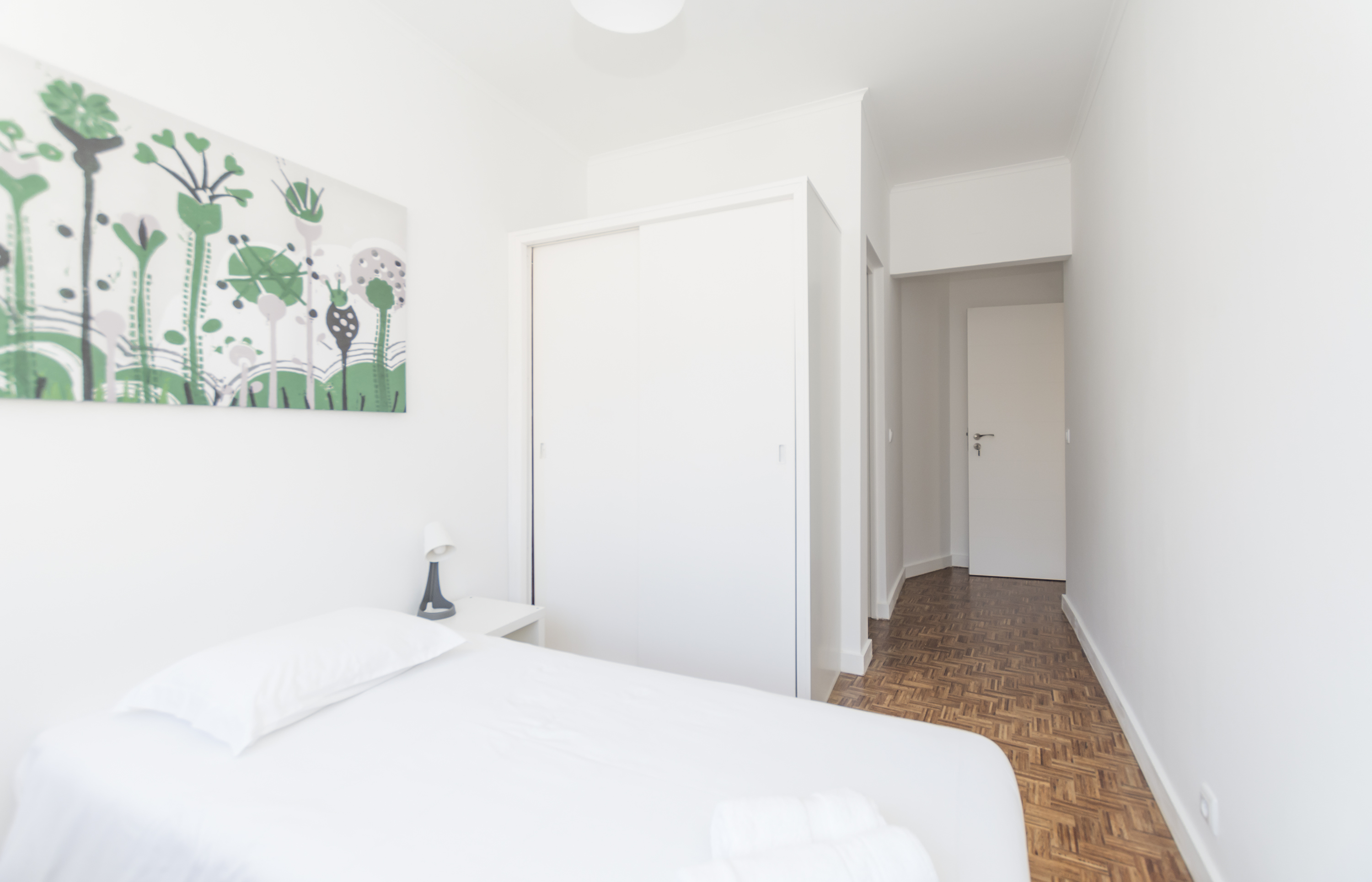 Room 9503 in Campolide, lisboa – photo 2 of 24