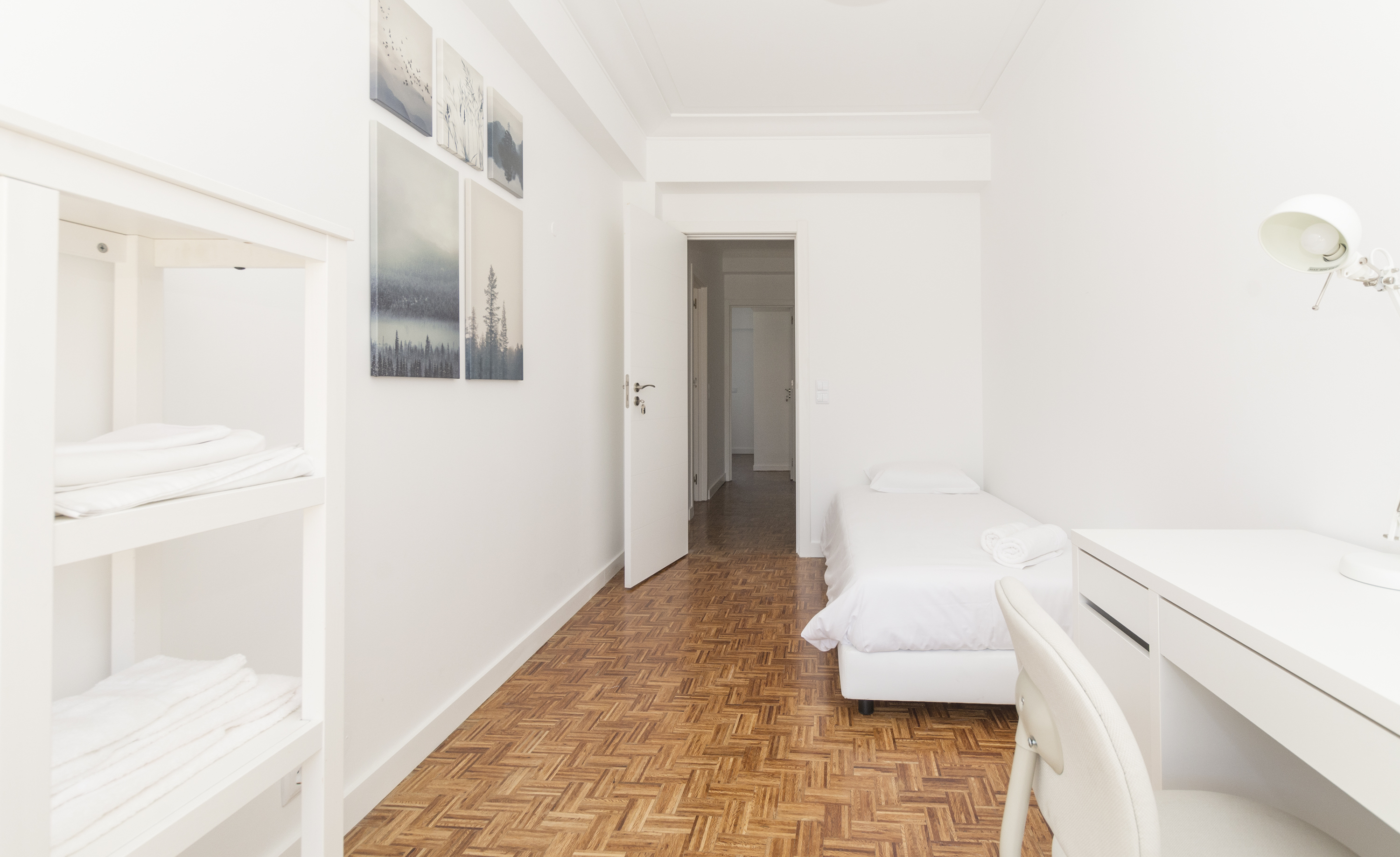 Room 9502 in Campolide, lisboa – photo 5 of 25