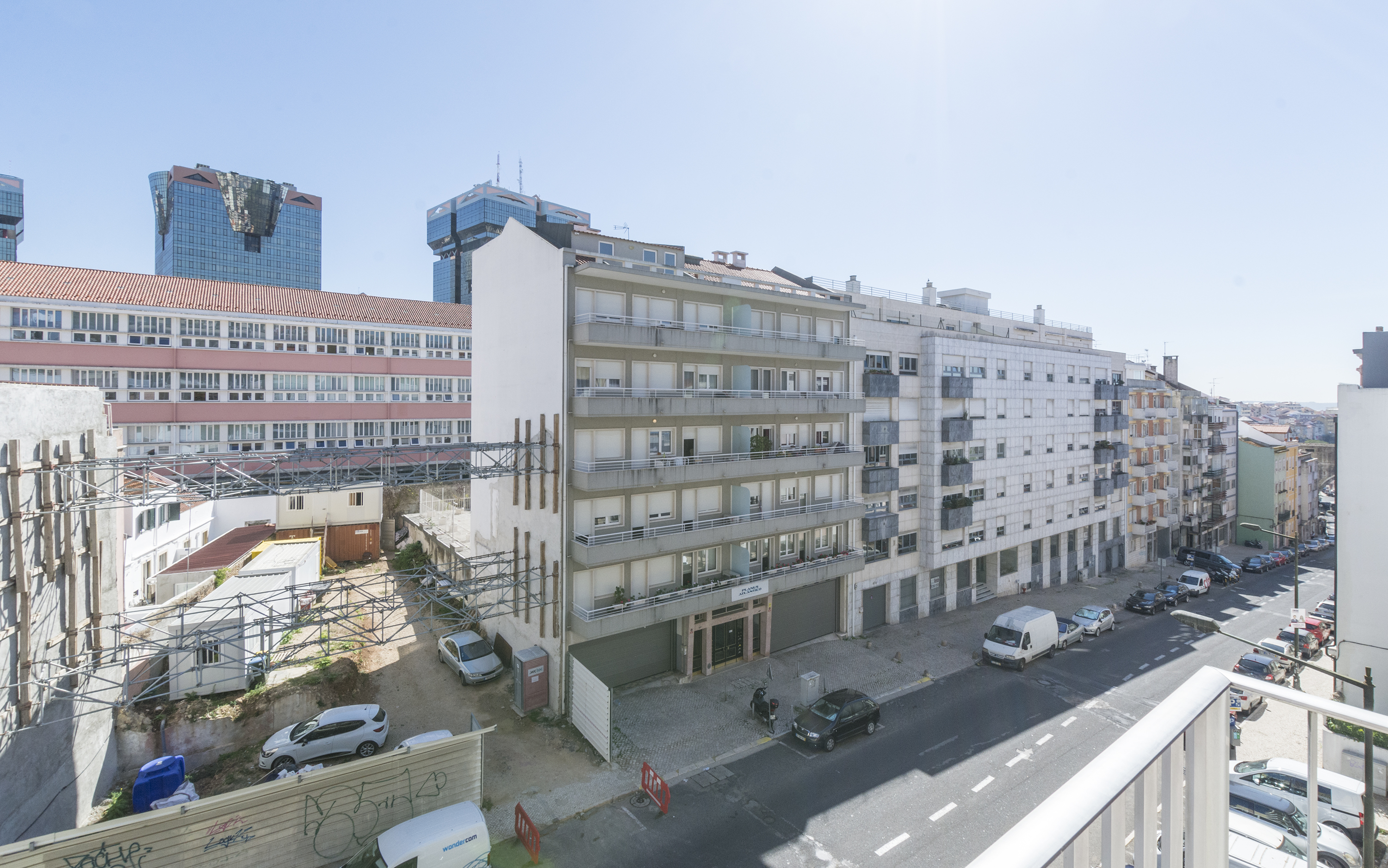 Room 9502 in Campolide, lisboa – photo 4 of 25
