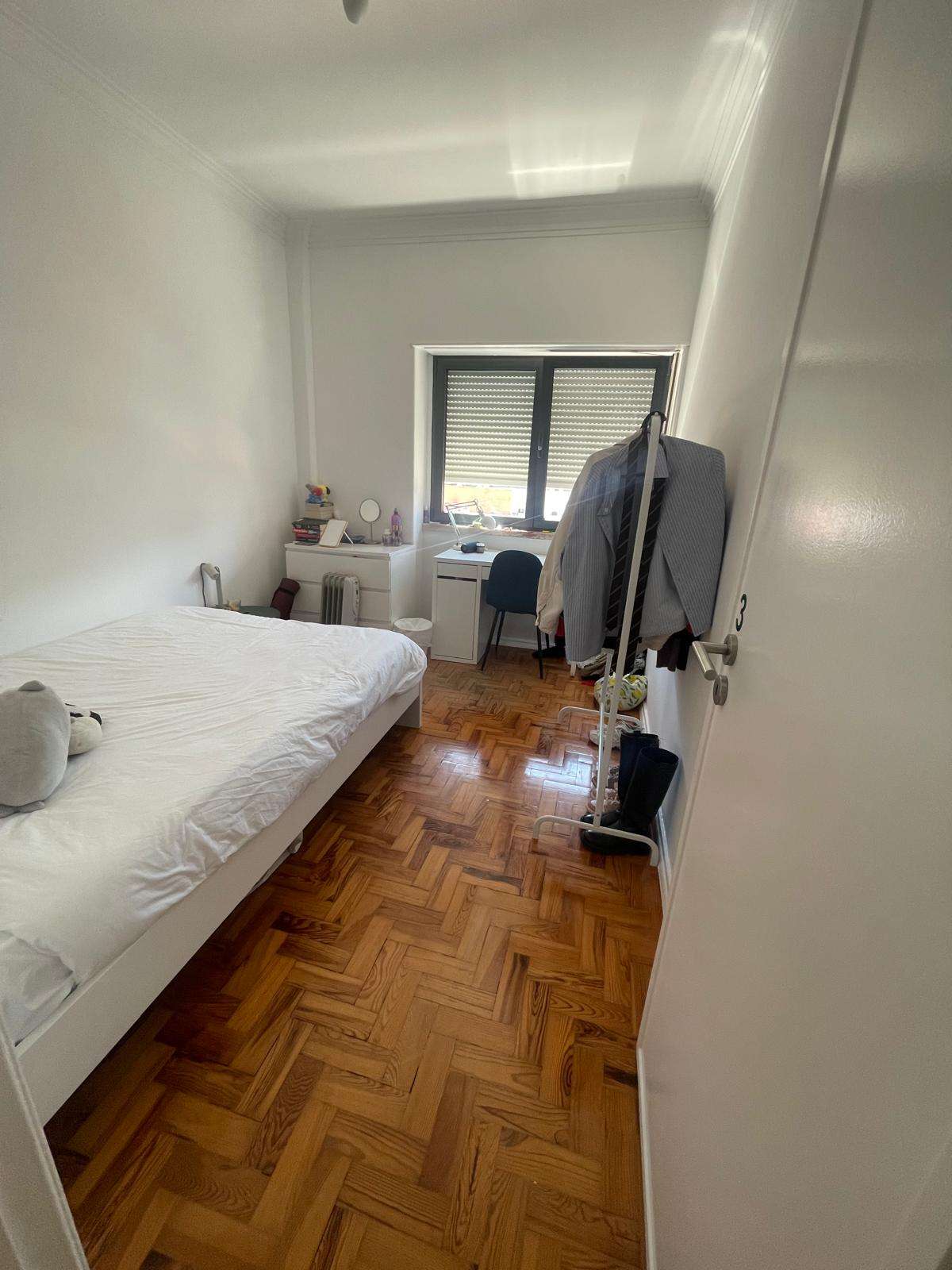 Comfortable Double Room 3 in Bairro do Rego, lisboa – photo 1 of 1