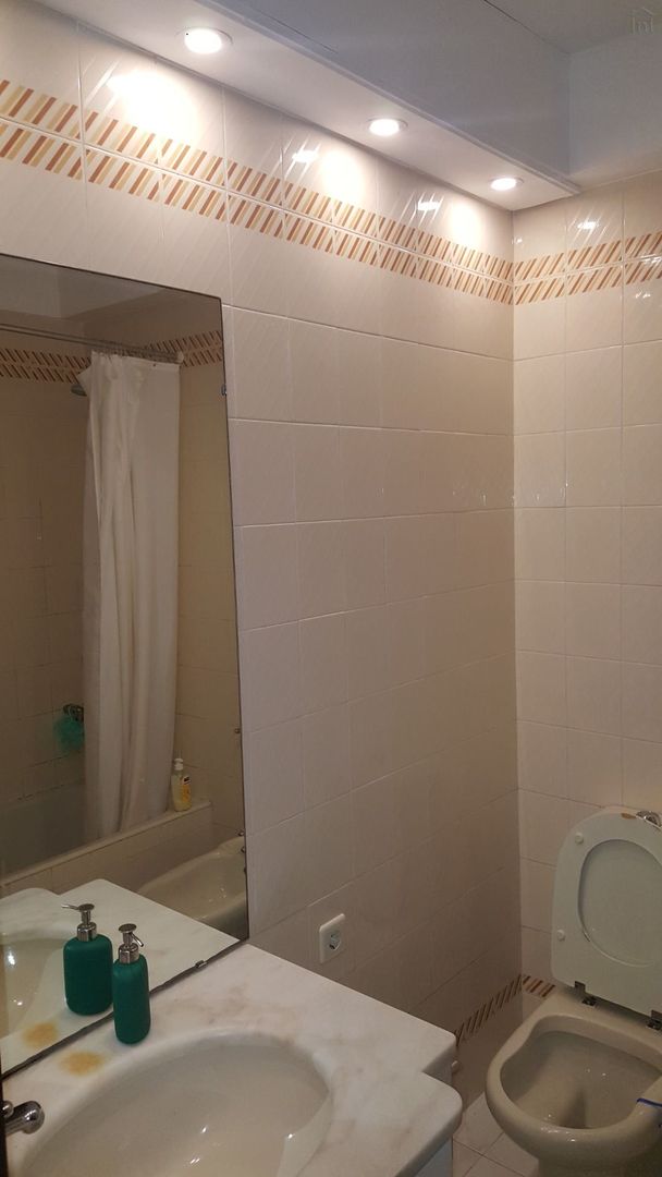 Room 2 - Quarto com varanda em Cedofeita, porto – foto 2 de 14