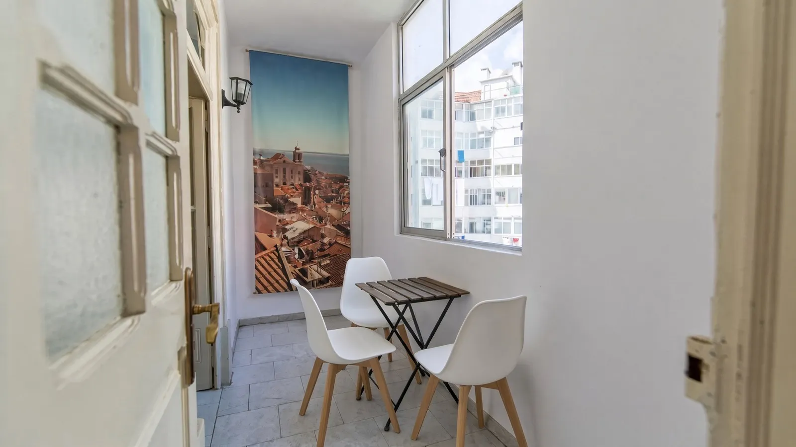 Elegant Room 1 – Light & Comfort at São Sebastião da Pedreira em São Sebastião da Pedreira, lisboa – foto 4 de 20