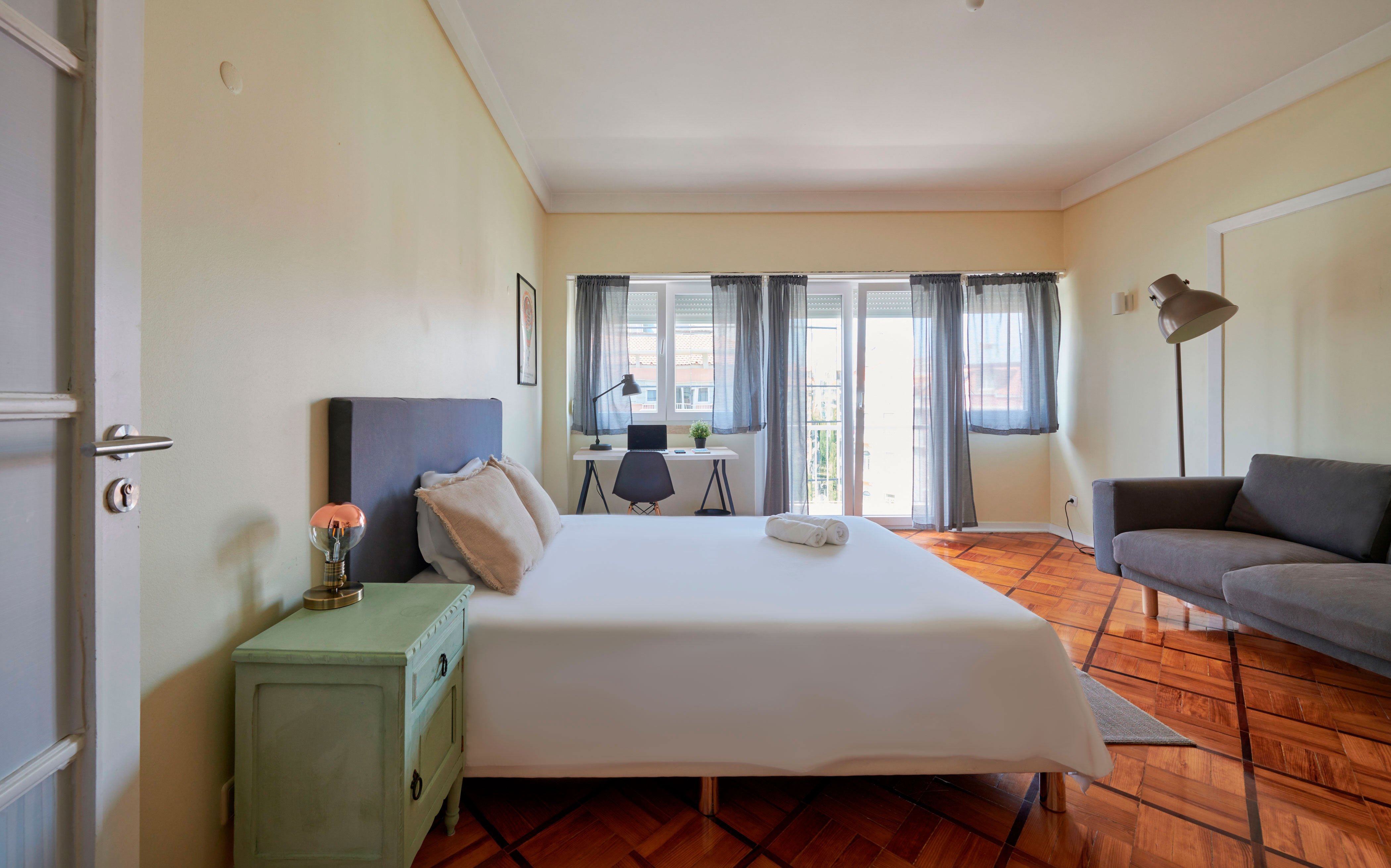 Quarto 3 in lisboa – photo 1 of 11
