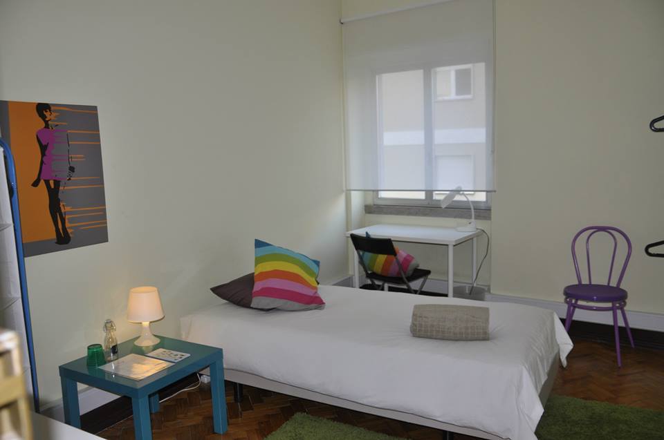 Cozy & Furnished Single Room 3 in Alcântara em lisboa – foto 1 de 2
