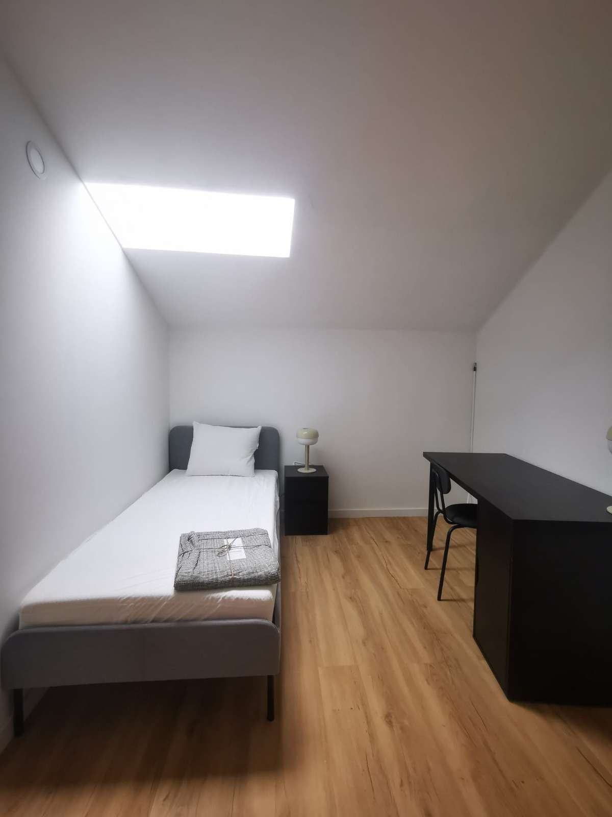 Cozy Room 8 with Ample Amenities in porto – photo 1 of 4
