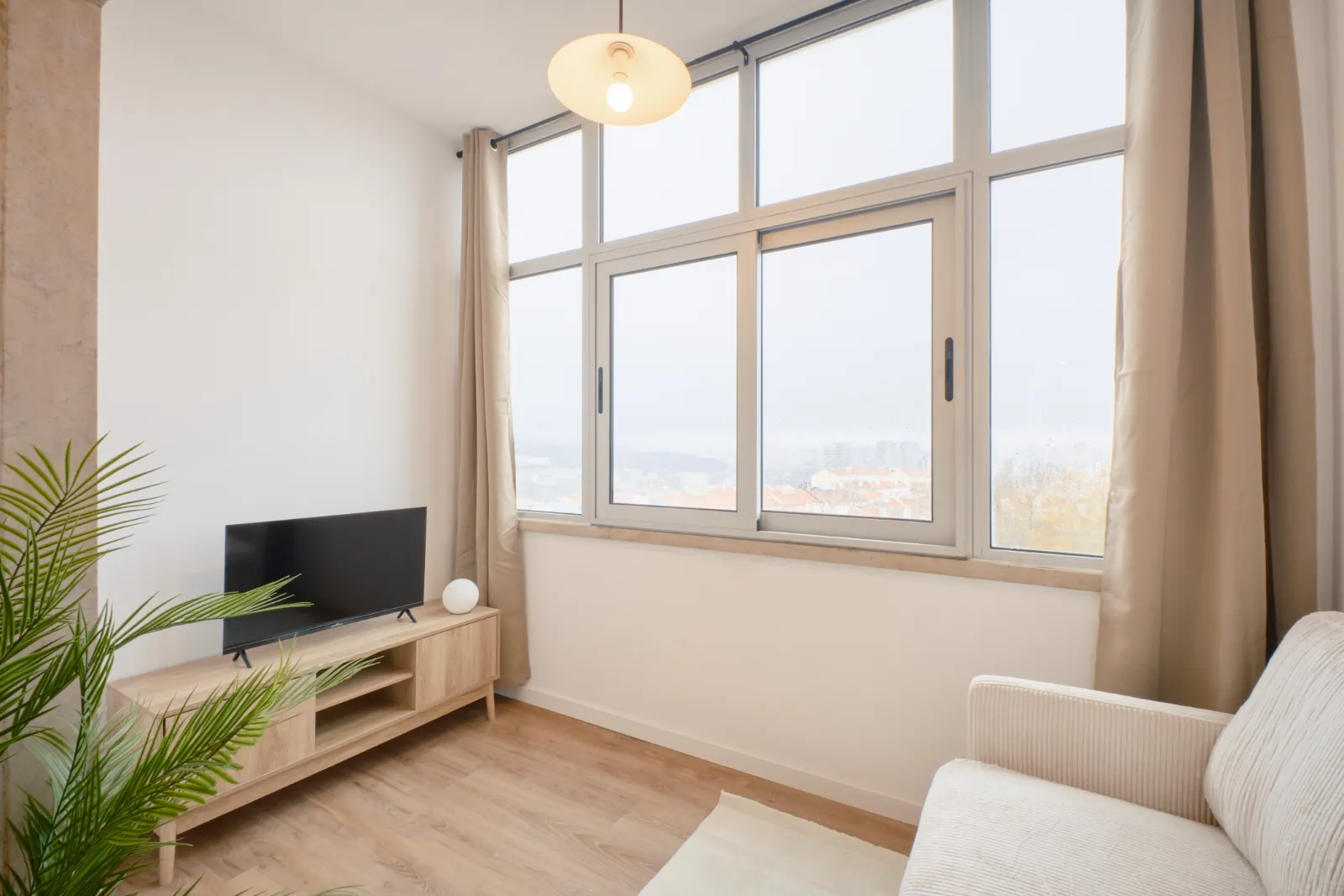 Room 2 - Studio Double Bedroom em Campolide, Lisbon – foto 3 de 31