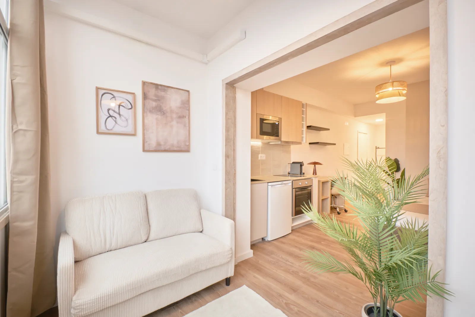 Room 2 - Studio Double Bedroom em lisboa – foto 1 de 14
