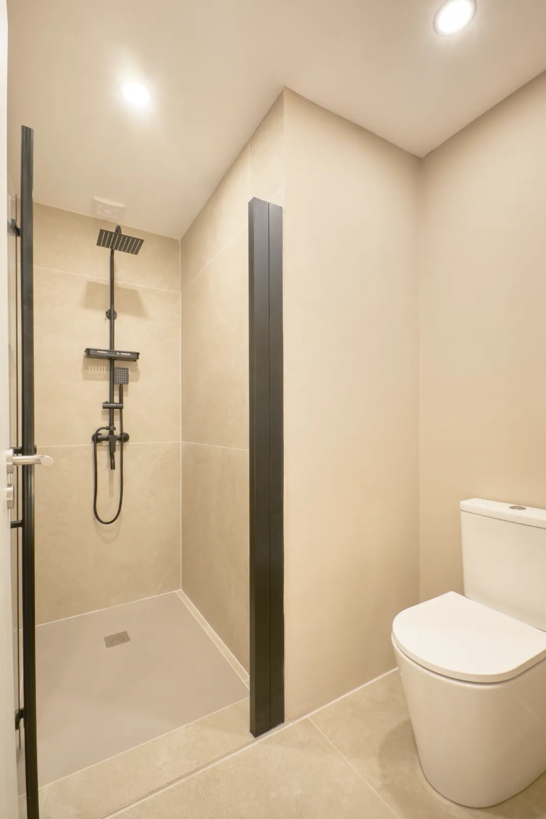 Room 5 - Studio Double Bedroom em lisboa – foto 1 de 10