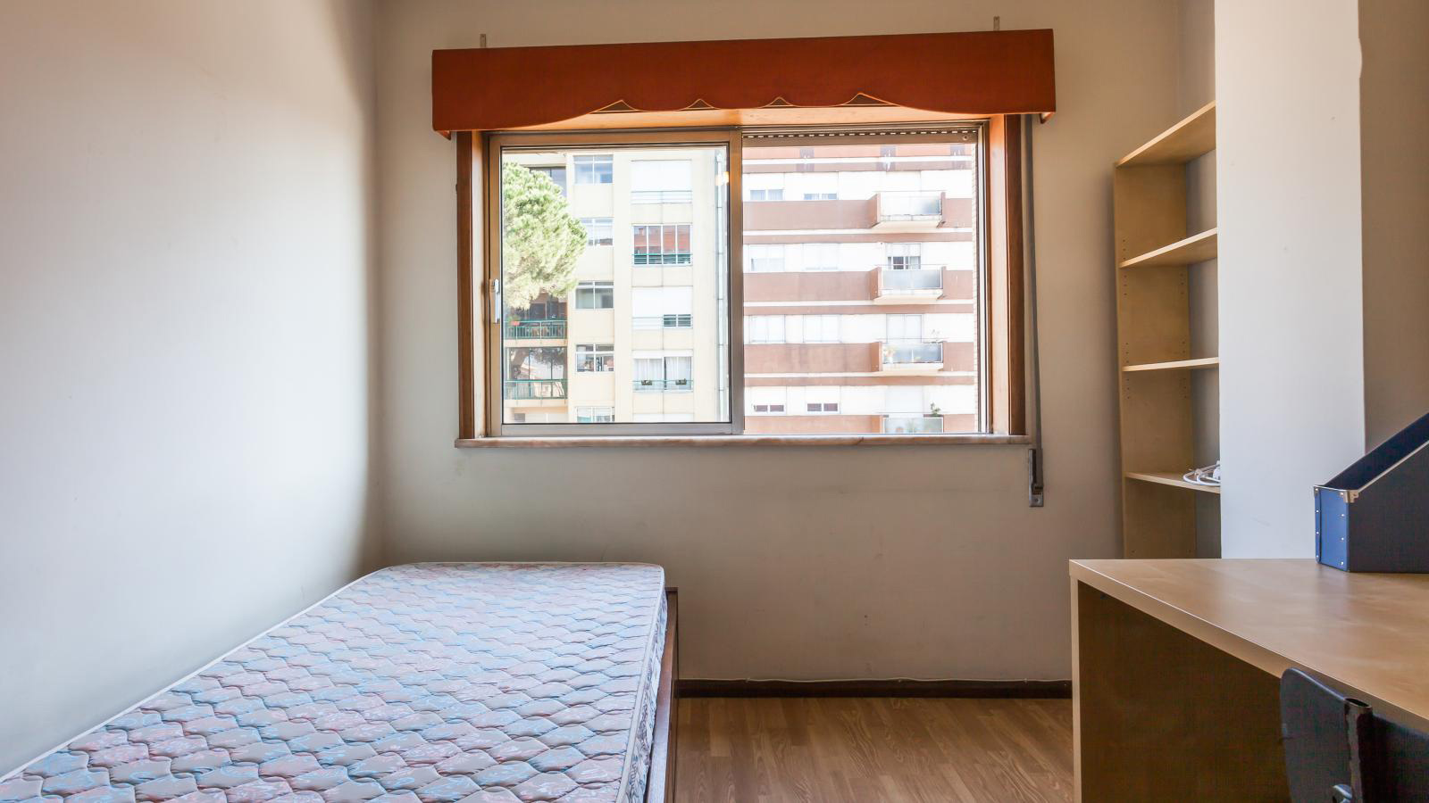 Bright single Room 4 in Ramalde, porto – photo 2 of 28