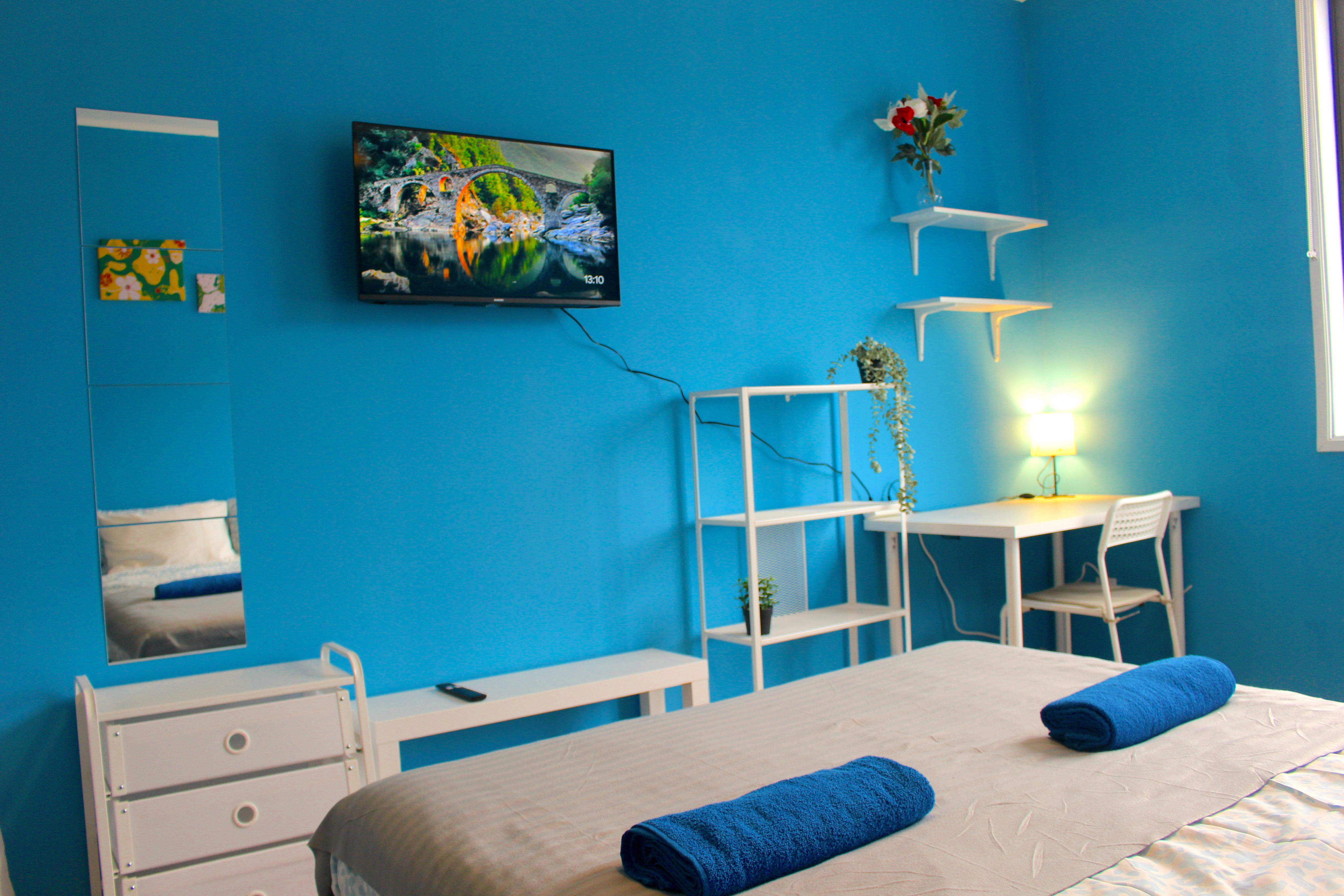 The Sapphire Sanctuary - Habitação Essencial in Paranhos, porto – photo 3 of 23