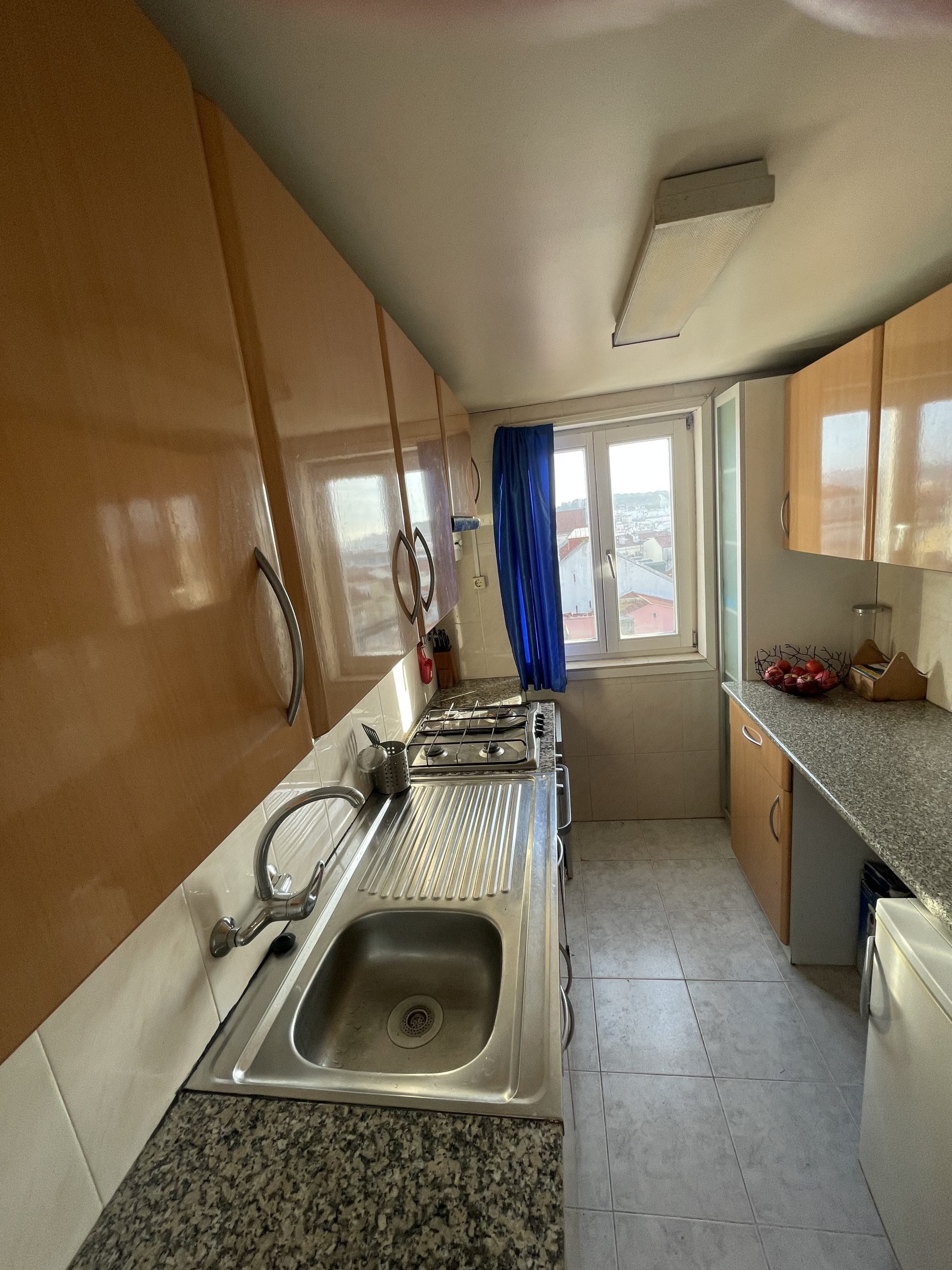 Cozy room 1 in Bairro alto em Misericórdia, lisboa – foto 3 de 11