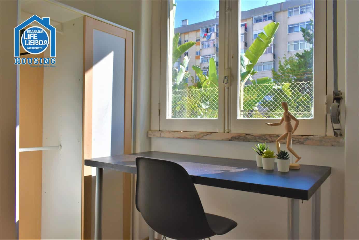 Bright Double Room 1 em São Domingos de Benfica, lisboa – foto 4 de 13