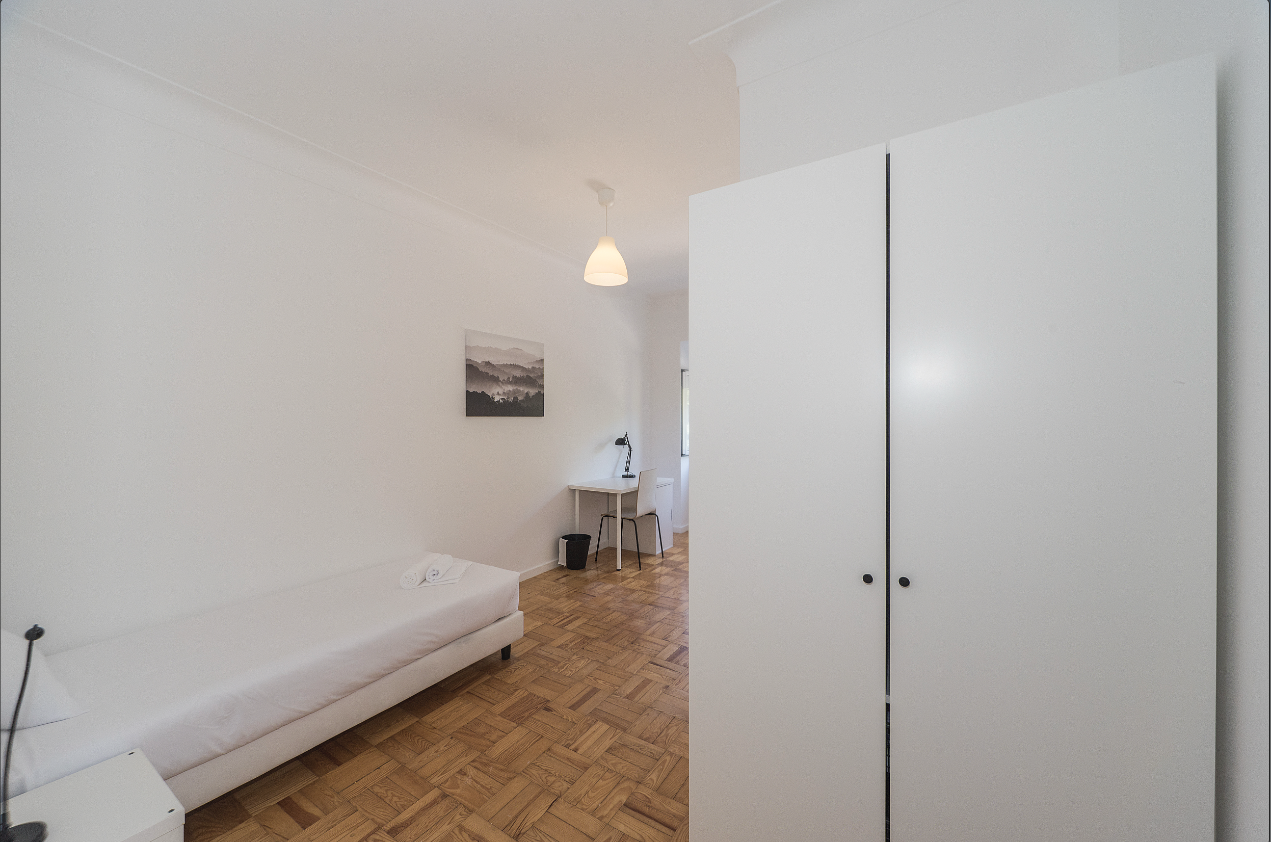 Room 2422 em Jardim Zoologico, lisboa – foto 2 de 16
