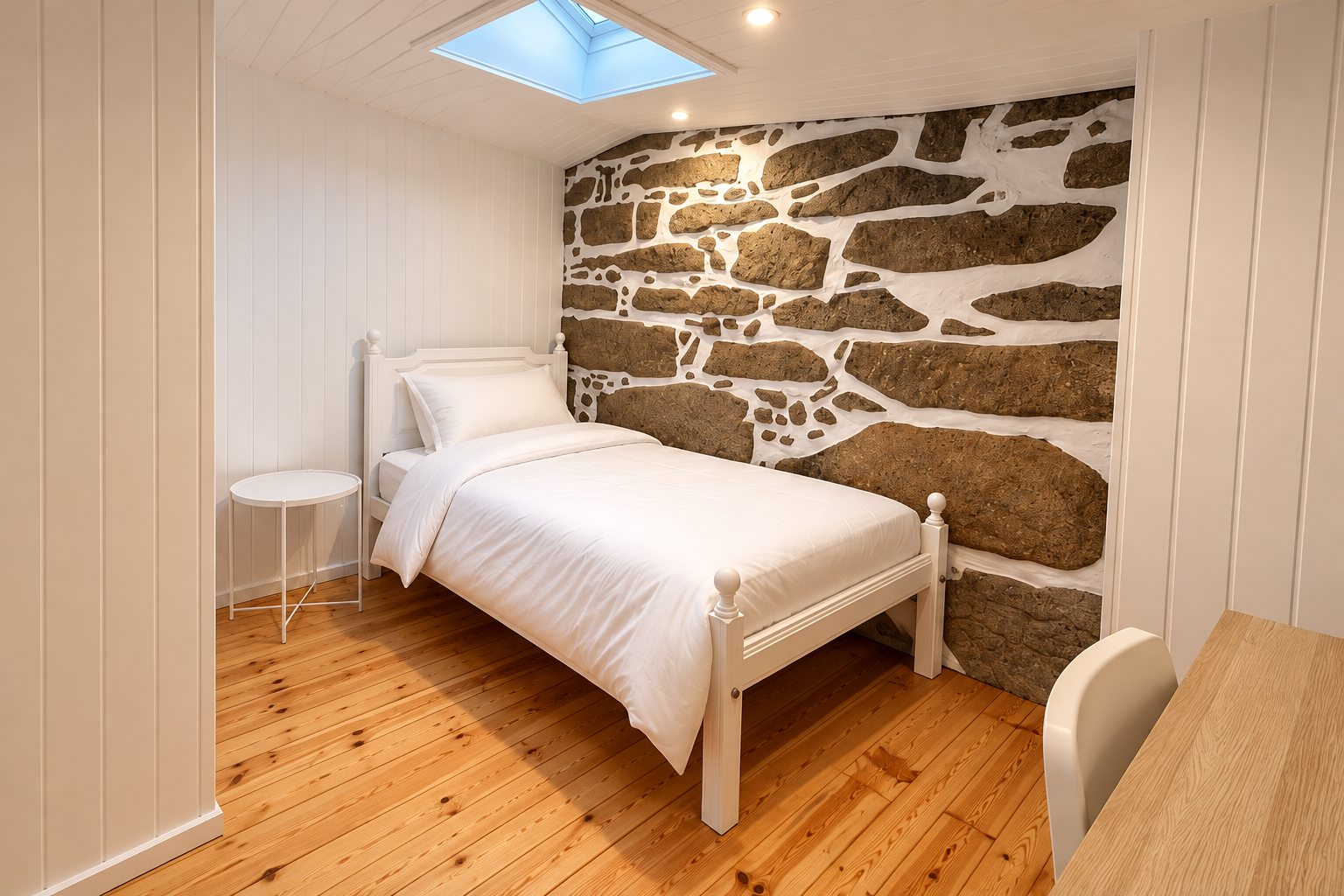 Bedroom 8 in Gaia Flat in Mafamude, Vila Nova de Gaia – photo 2 of 18