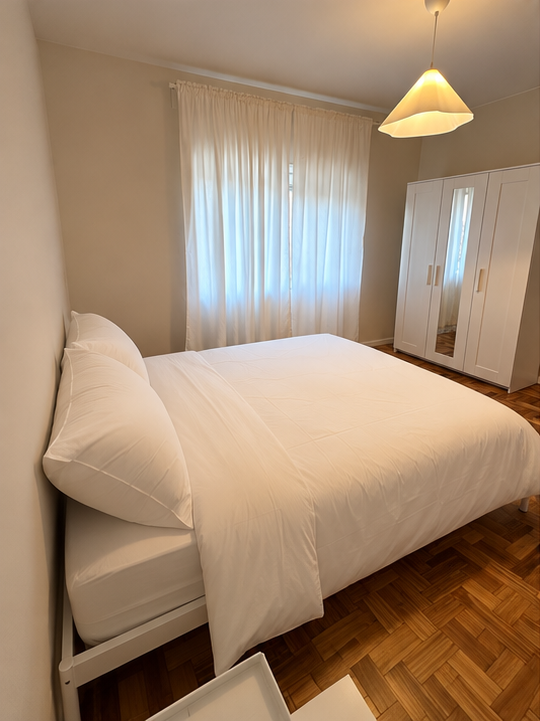 Bedroom 5 in Gaia Flat in Mafamude, Vila Nova de Gaia – photo 2 of 20