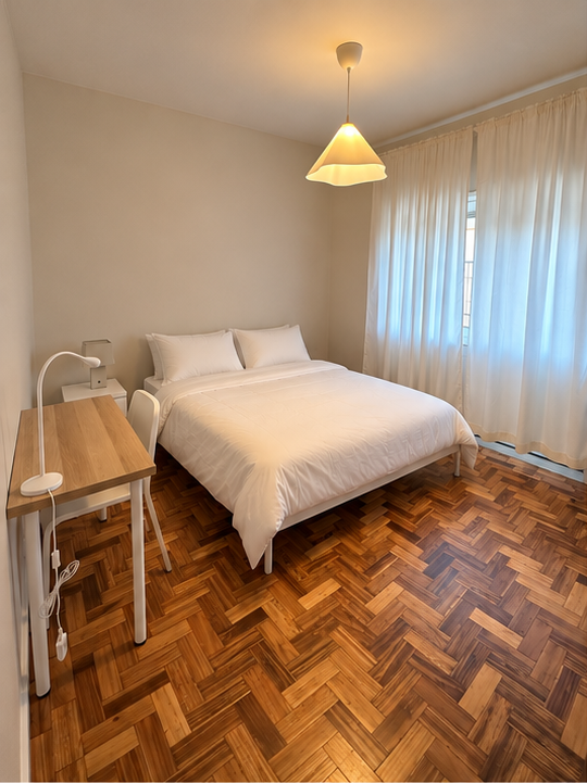Bedroom 5 in Gaia Flat em vila-nova-de-gaia – foto 1 de 4