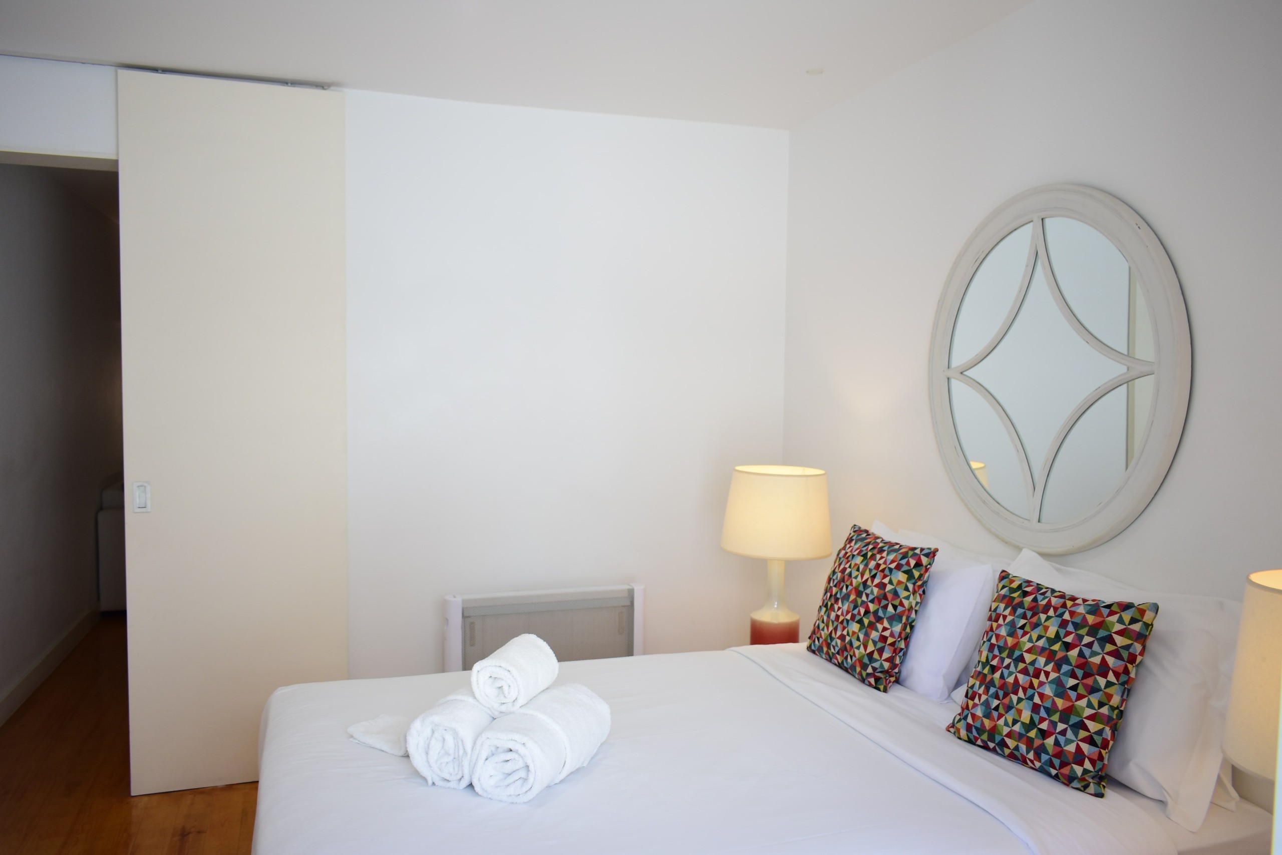 Studio Bedroom em Santa Catarina, lisboa – foto 2 de 14