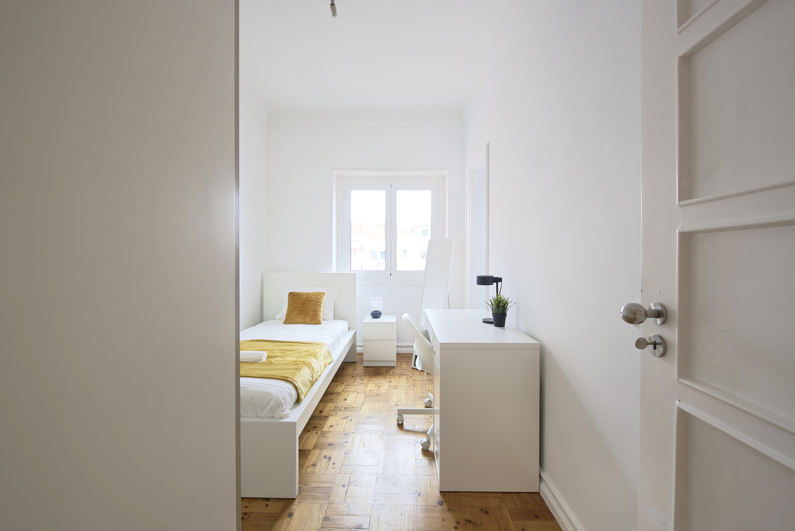 Cozy Single Room 5 with Private Bath em lisboa – foto 1 de 8